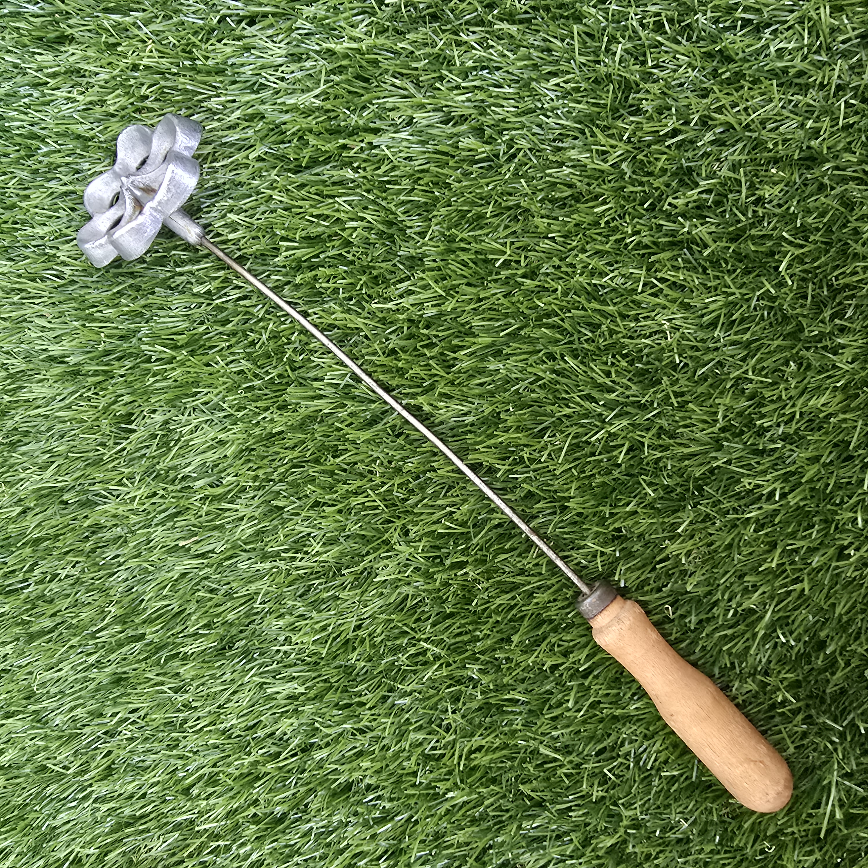 Senovinė žagarėlių formelė su koteliu