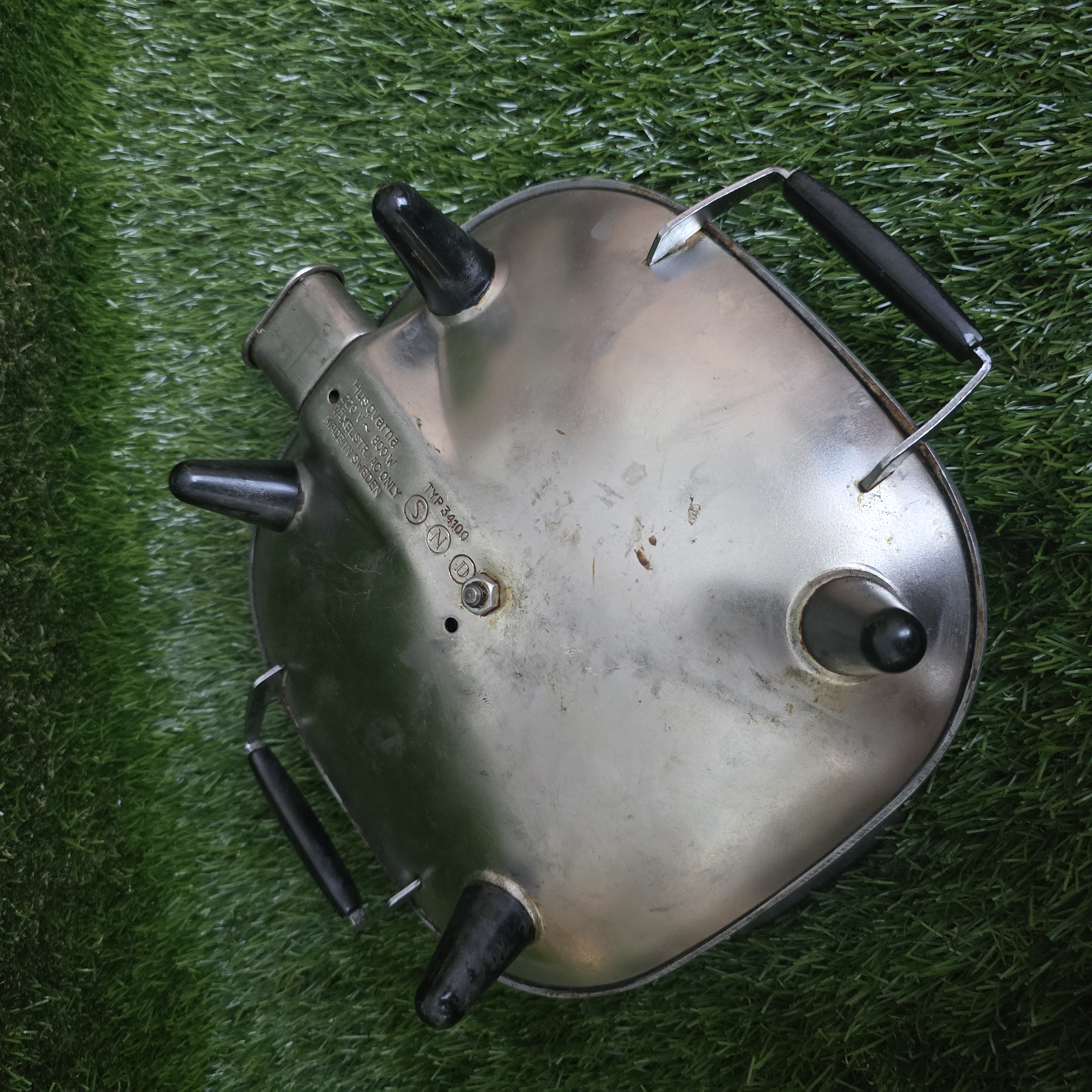 Senovinė elektrinė čirvinių blynų keptuvė Husqvarna su laidu