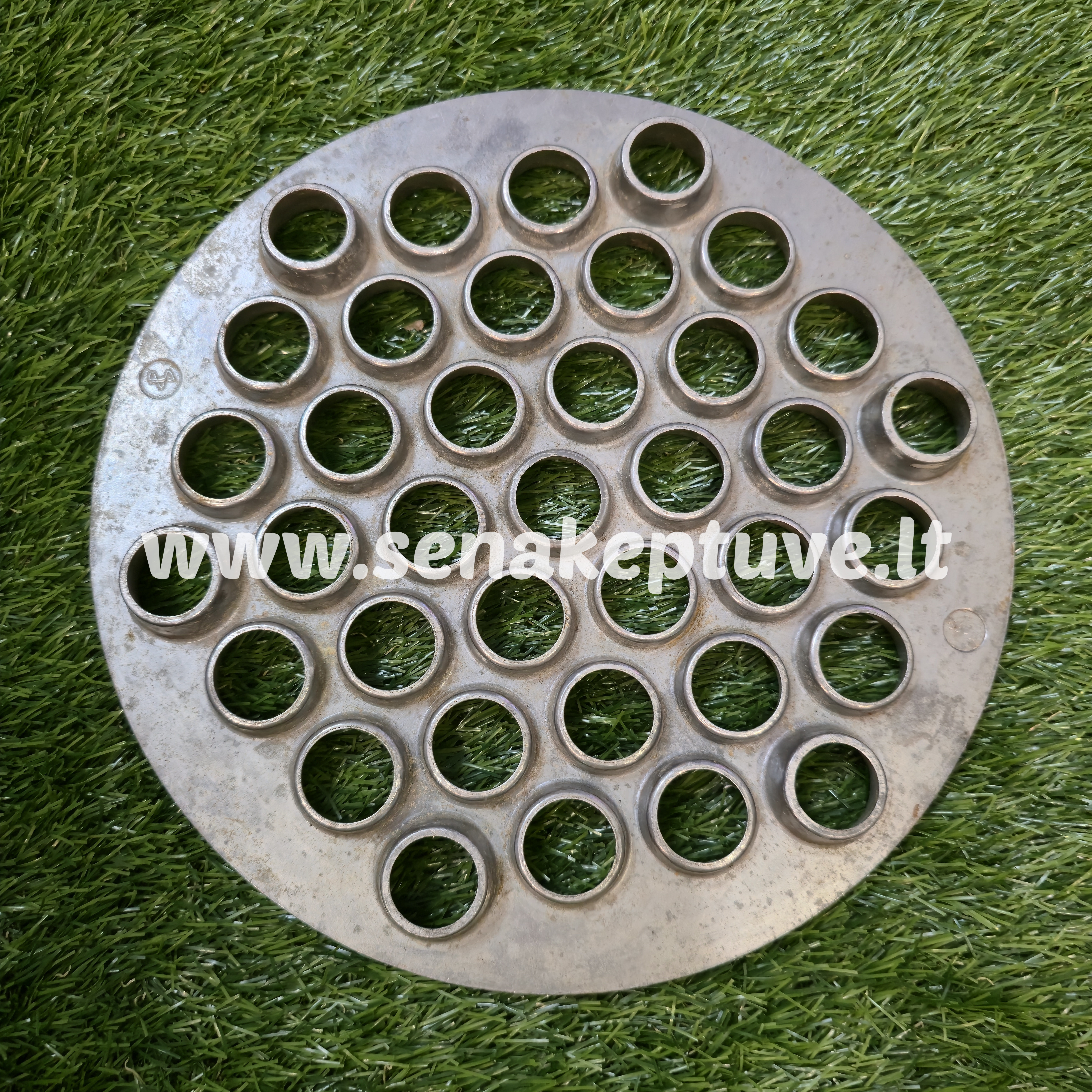 Senovinė koldūnų kepimo forma