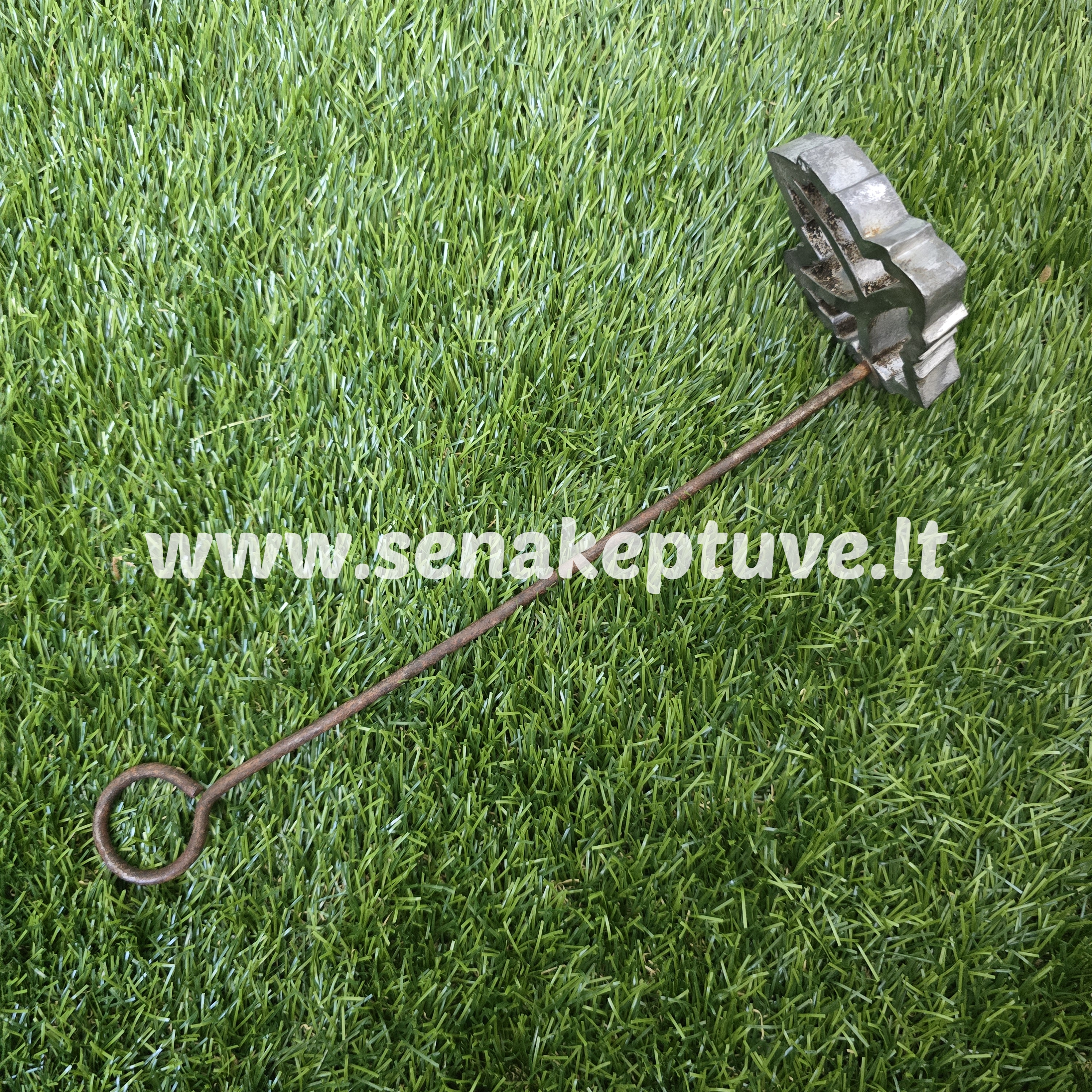 Senovinė žagarėlių formelė su koteliu