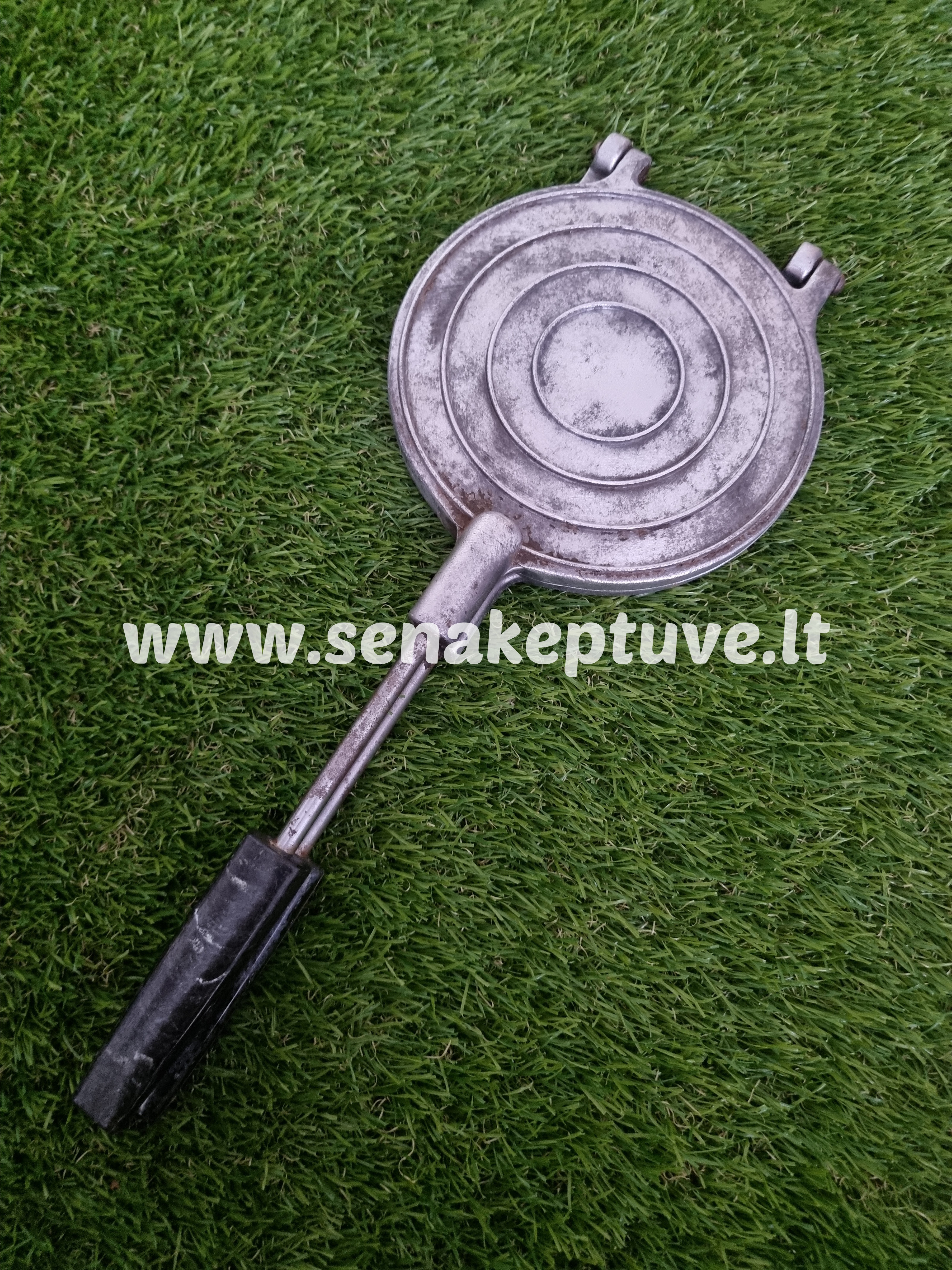 Senovinė blynų keptuvė