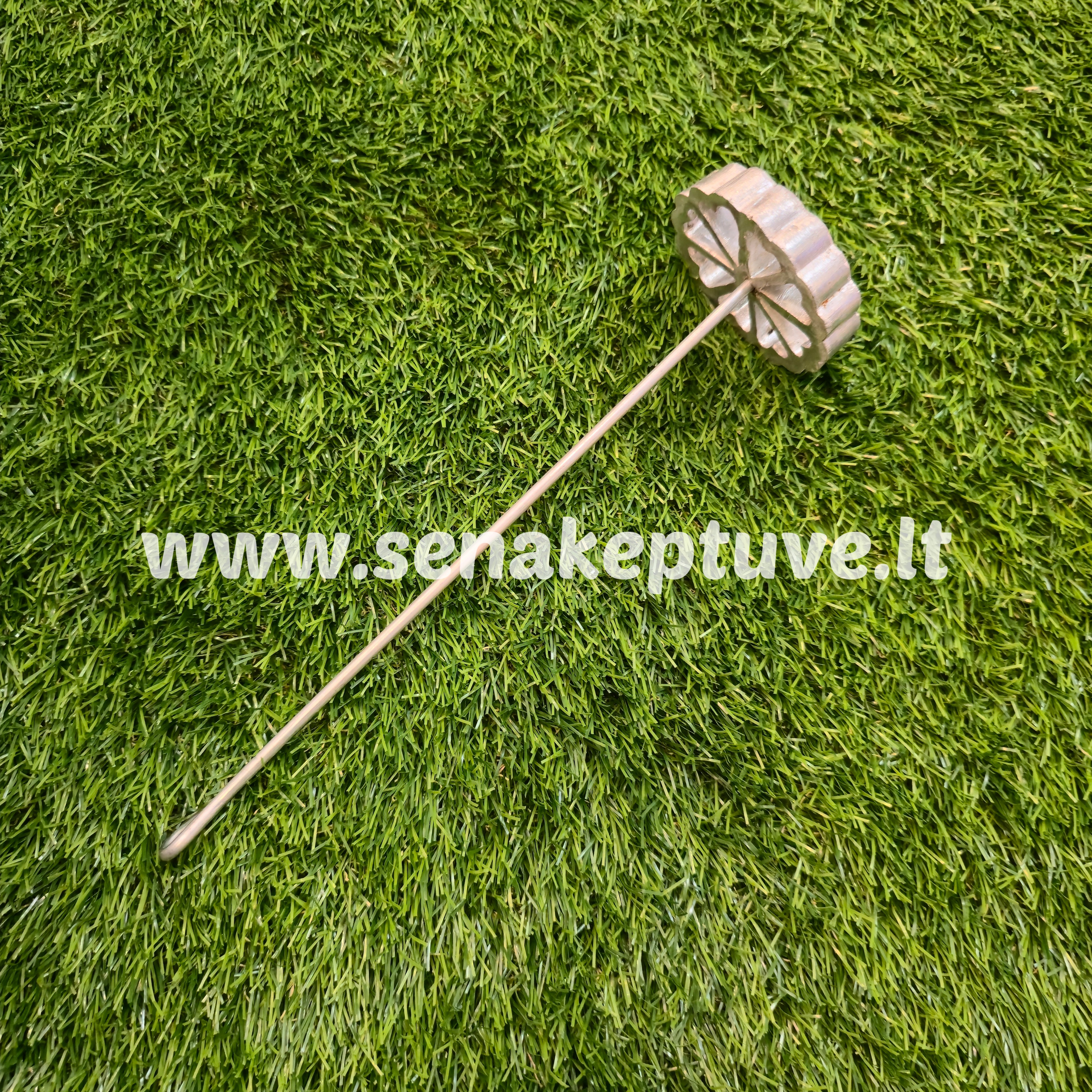 Senovinė žagarėlių formelė su koteliu