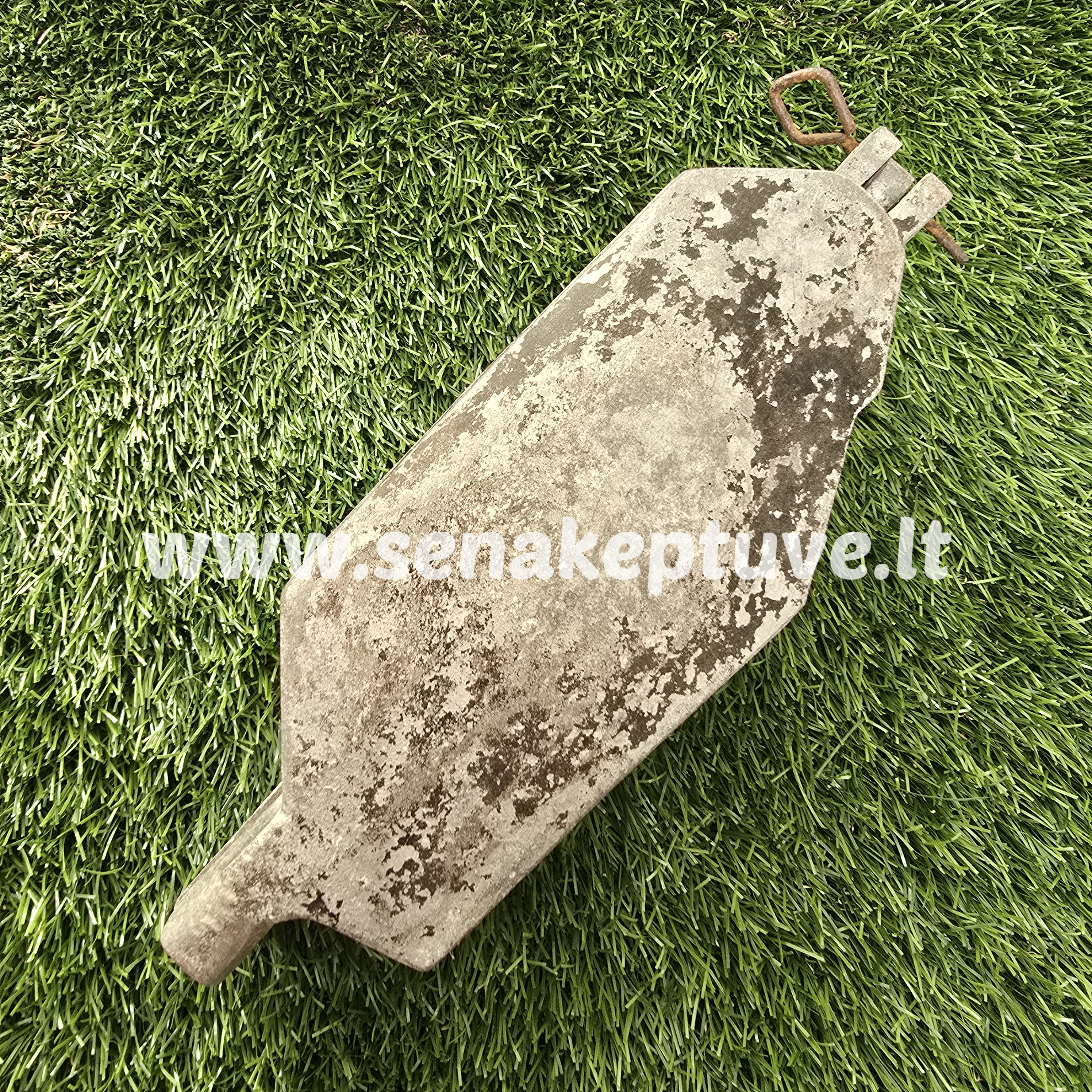 Senovinė meškos keptuvė