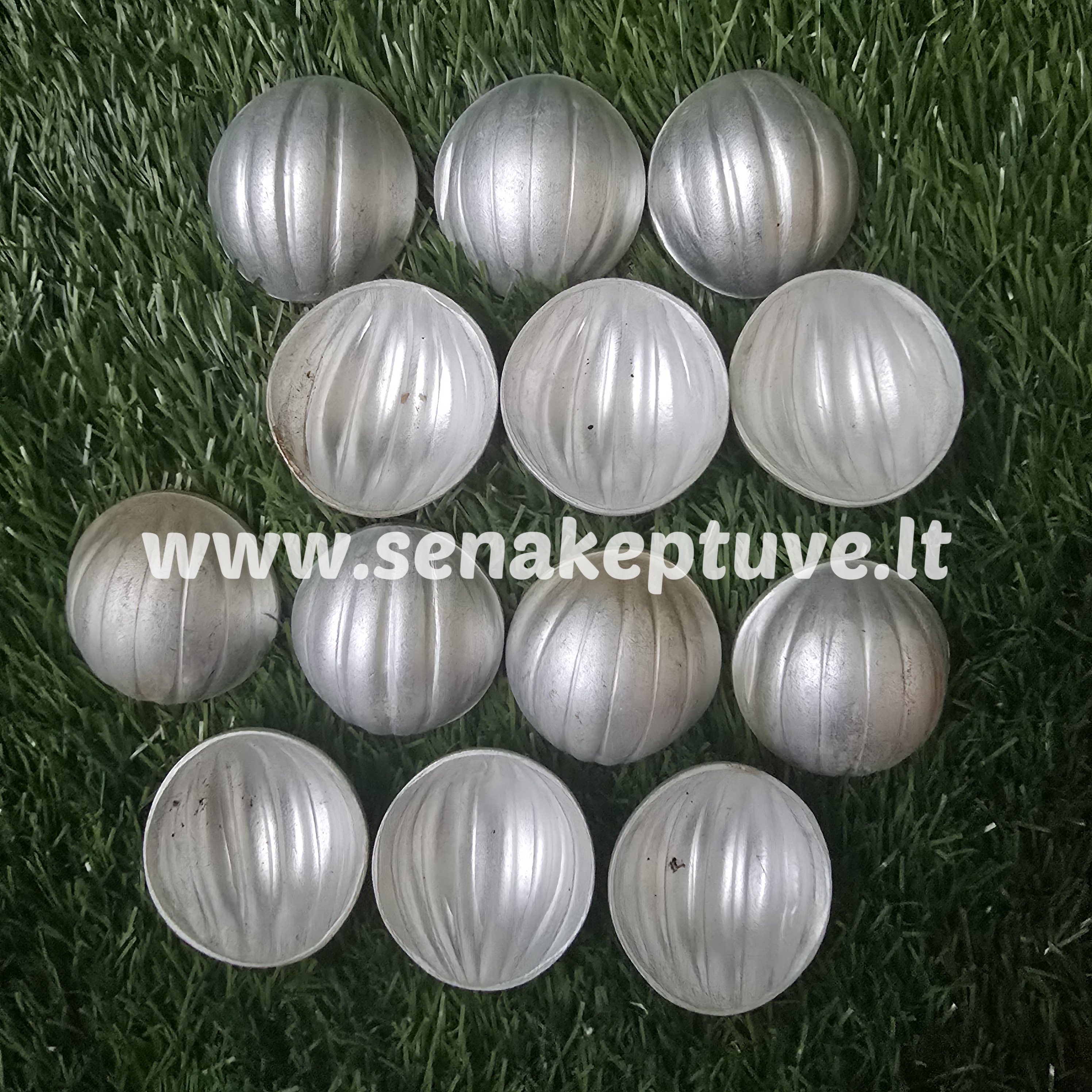 Senovinės riešutėlių formelės