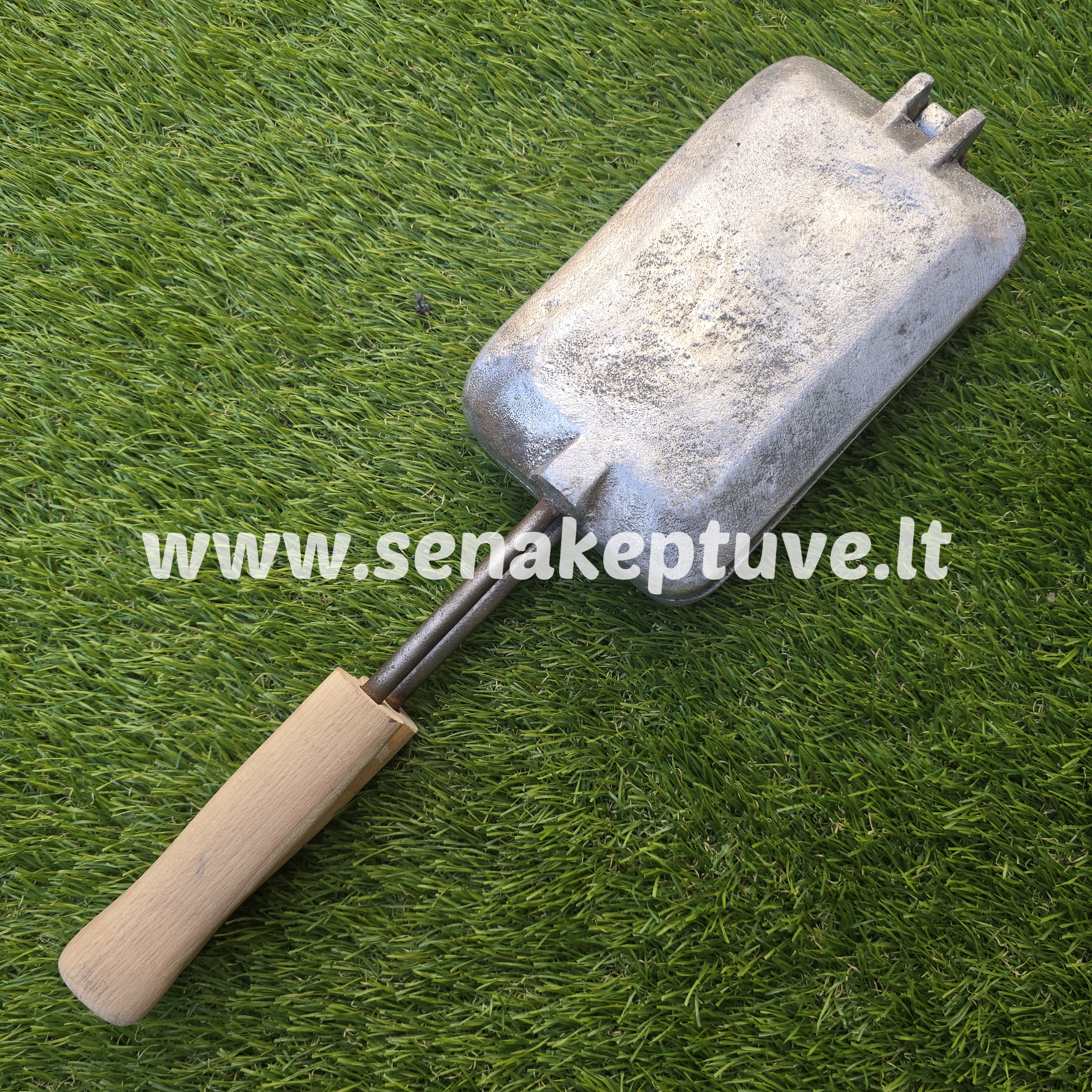 Senovinė grybukų keptuvė