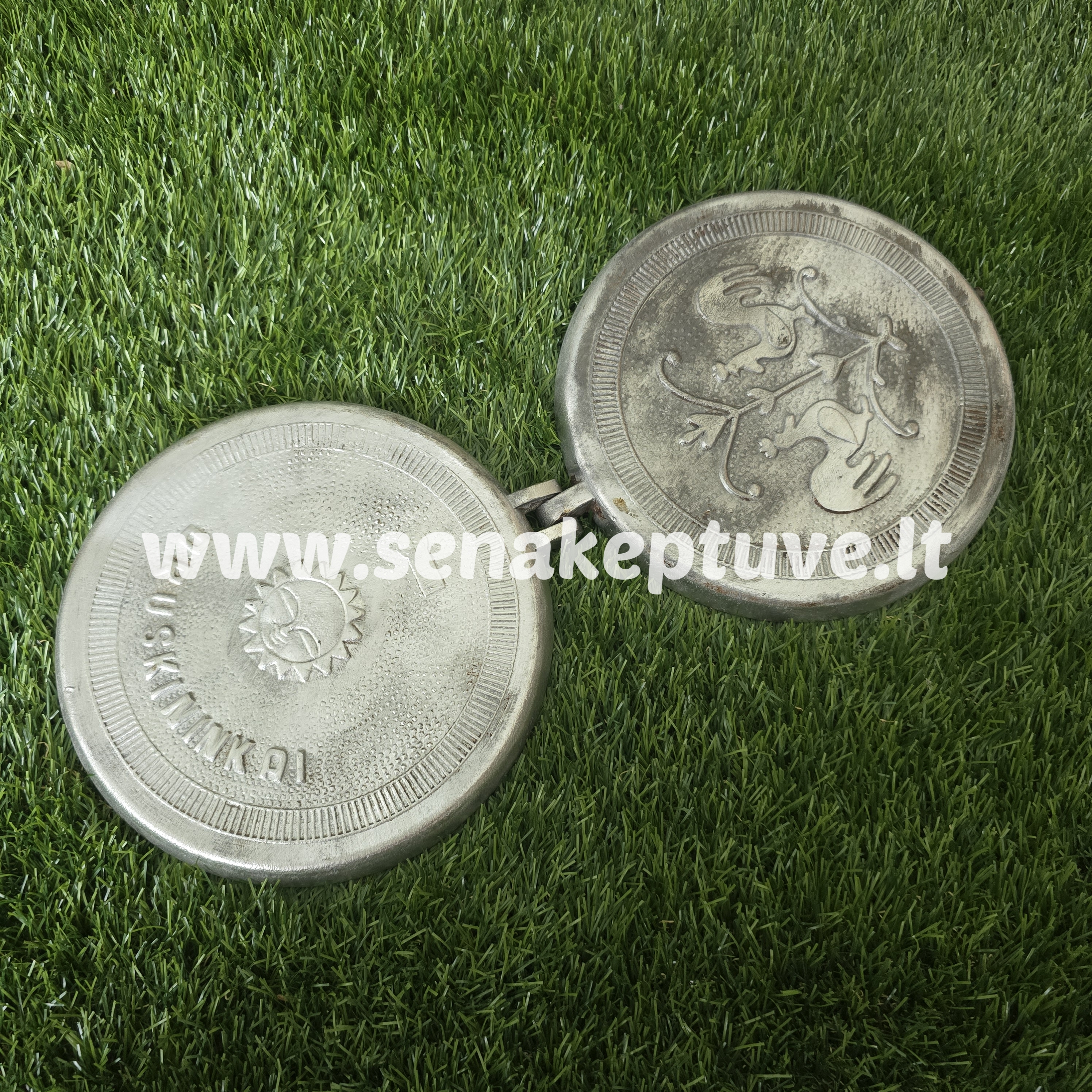 Senovinė saldainių formelė gaideliams