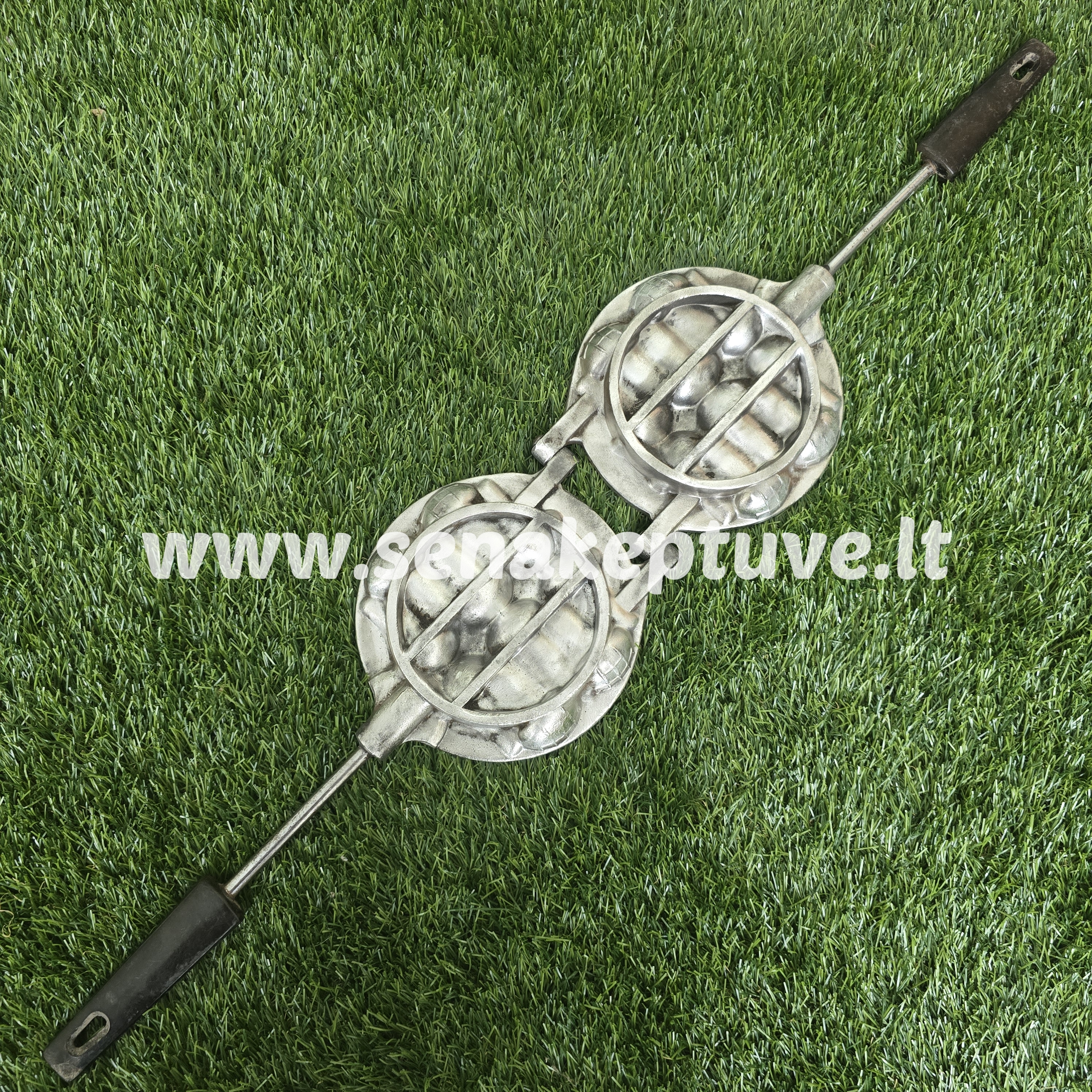 Senovinė grybukų keptuvė