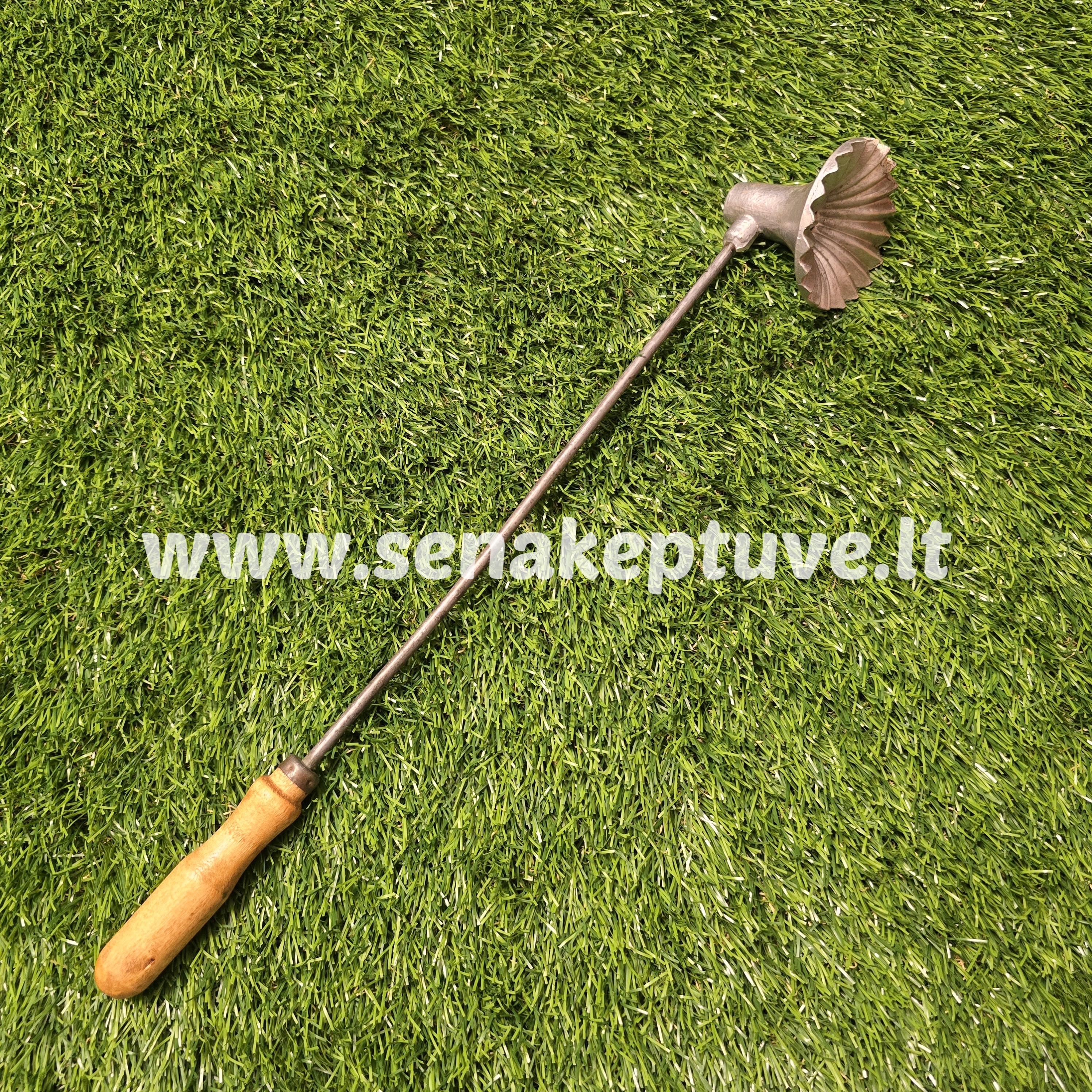 Senovinė žagarėlių formelė su koteliu