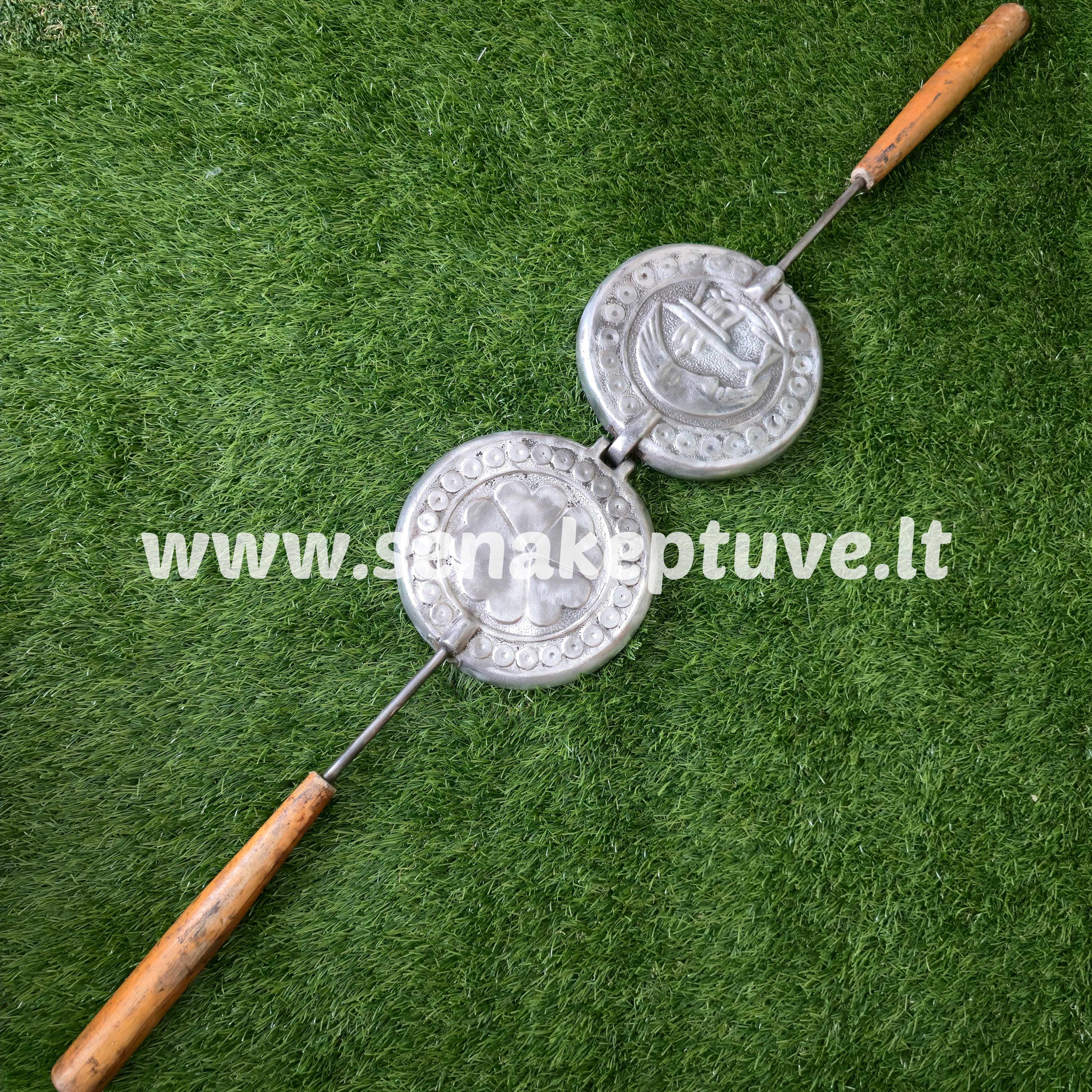 Senovinė blynų keptuvė