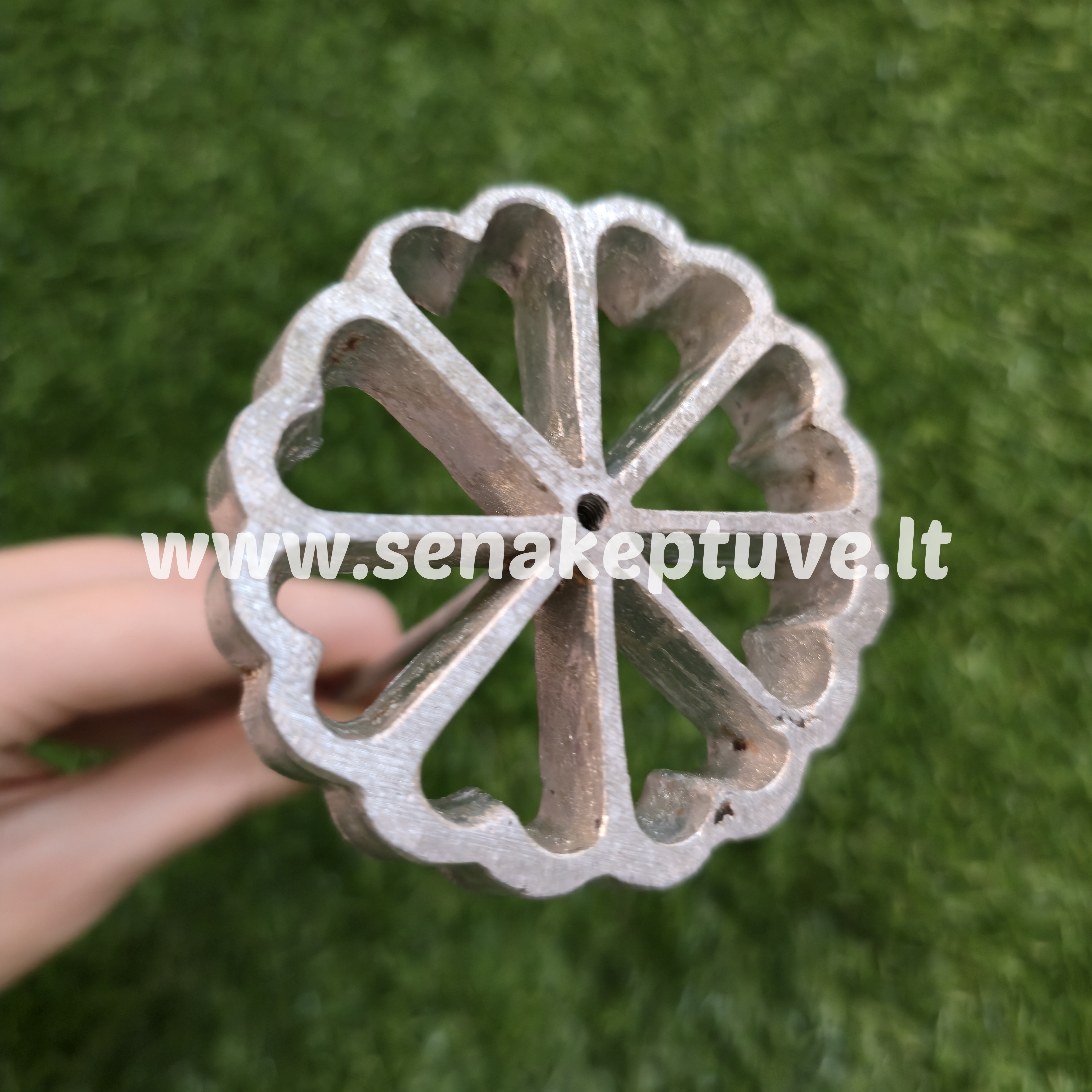 Senovinė žagarėlių formelė su koteliu