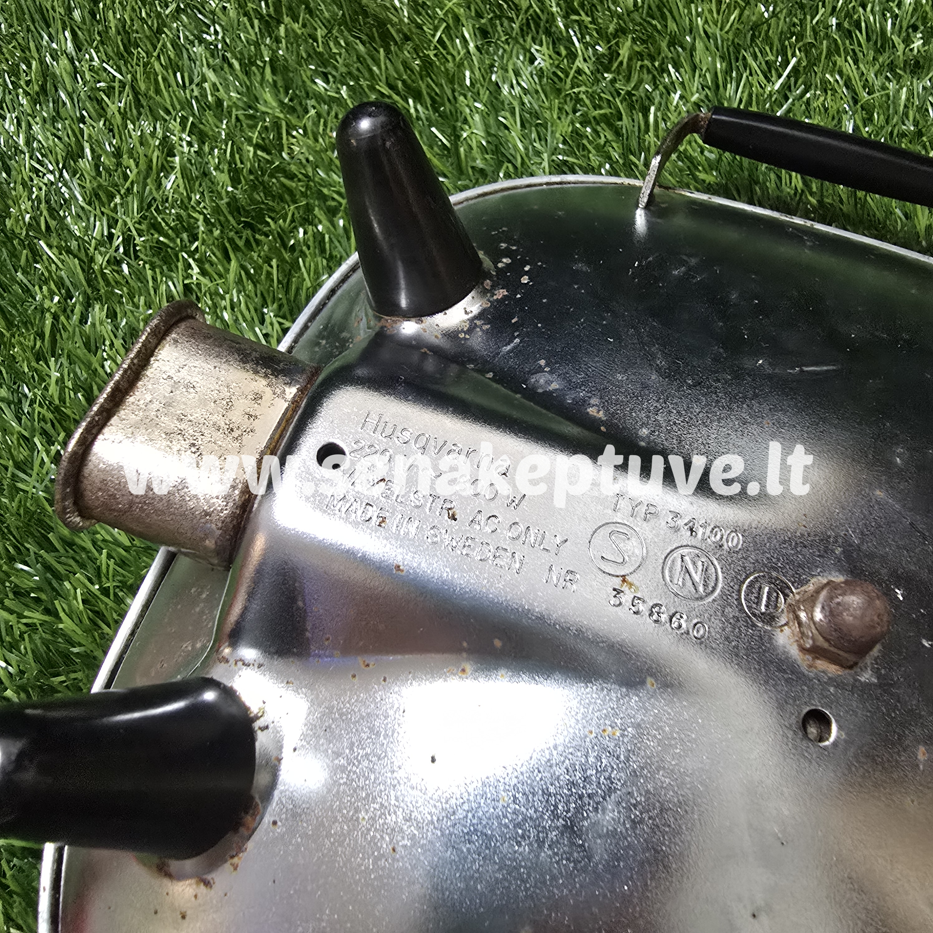 Senovinė elektrinė čirvinių blynų keptuvė Husqvarna su laidu