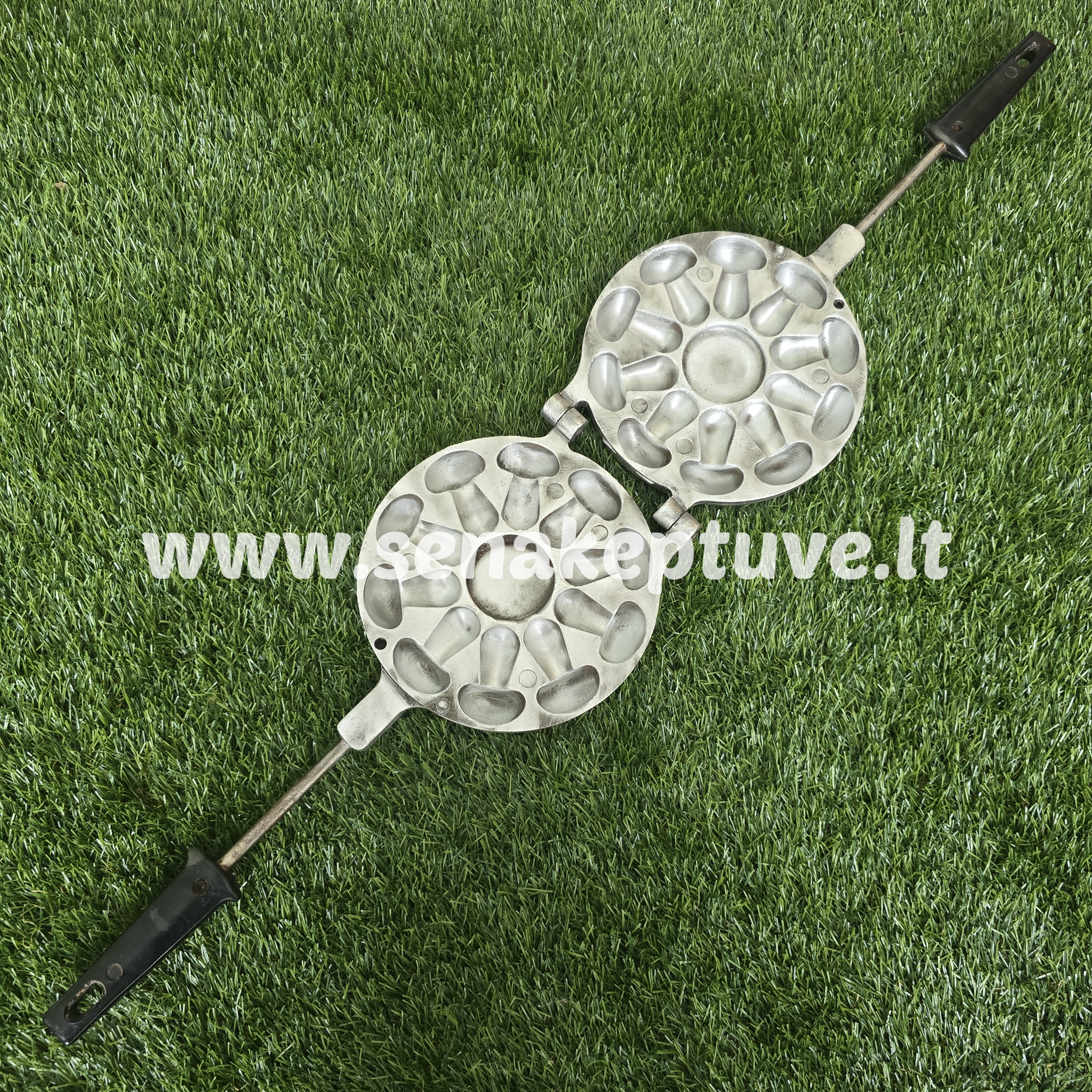 Senovinė grybukų keptuvė