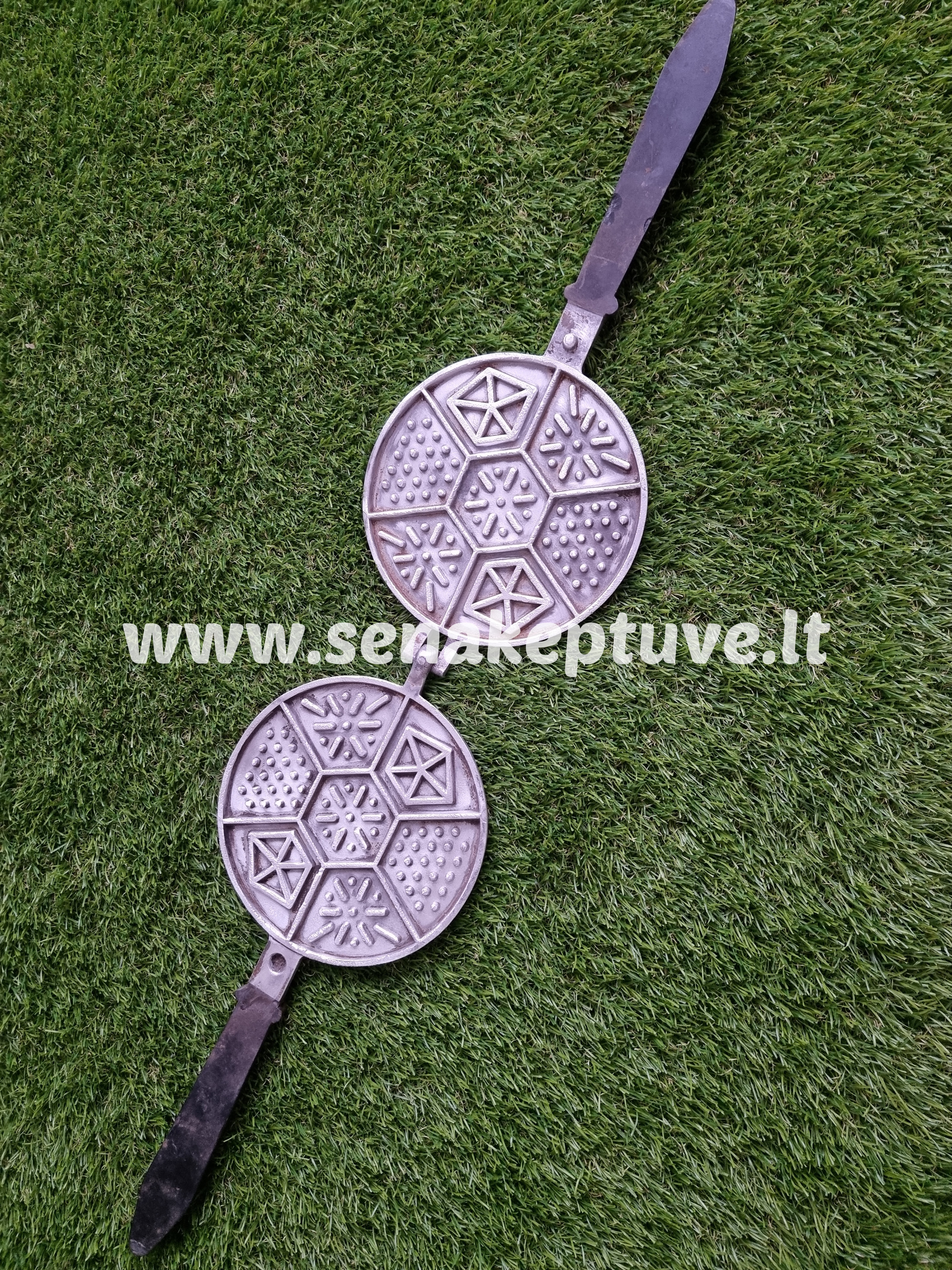 Senovinė blynų keptuvė