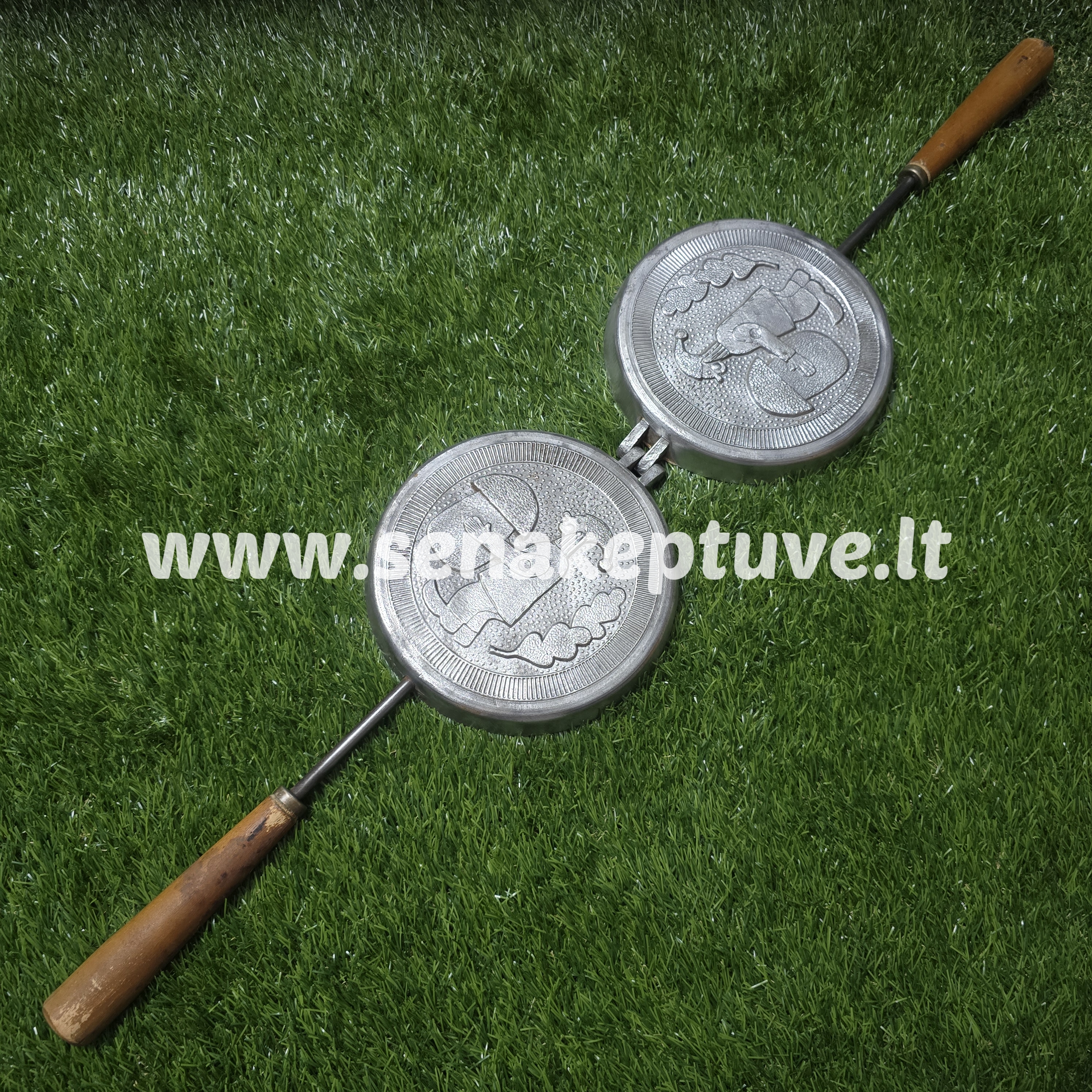 Senovinė grybukų keptuvė