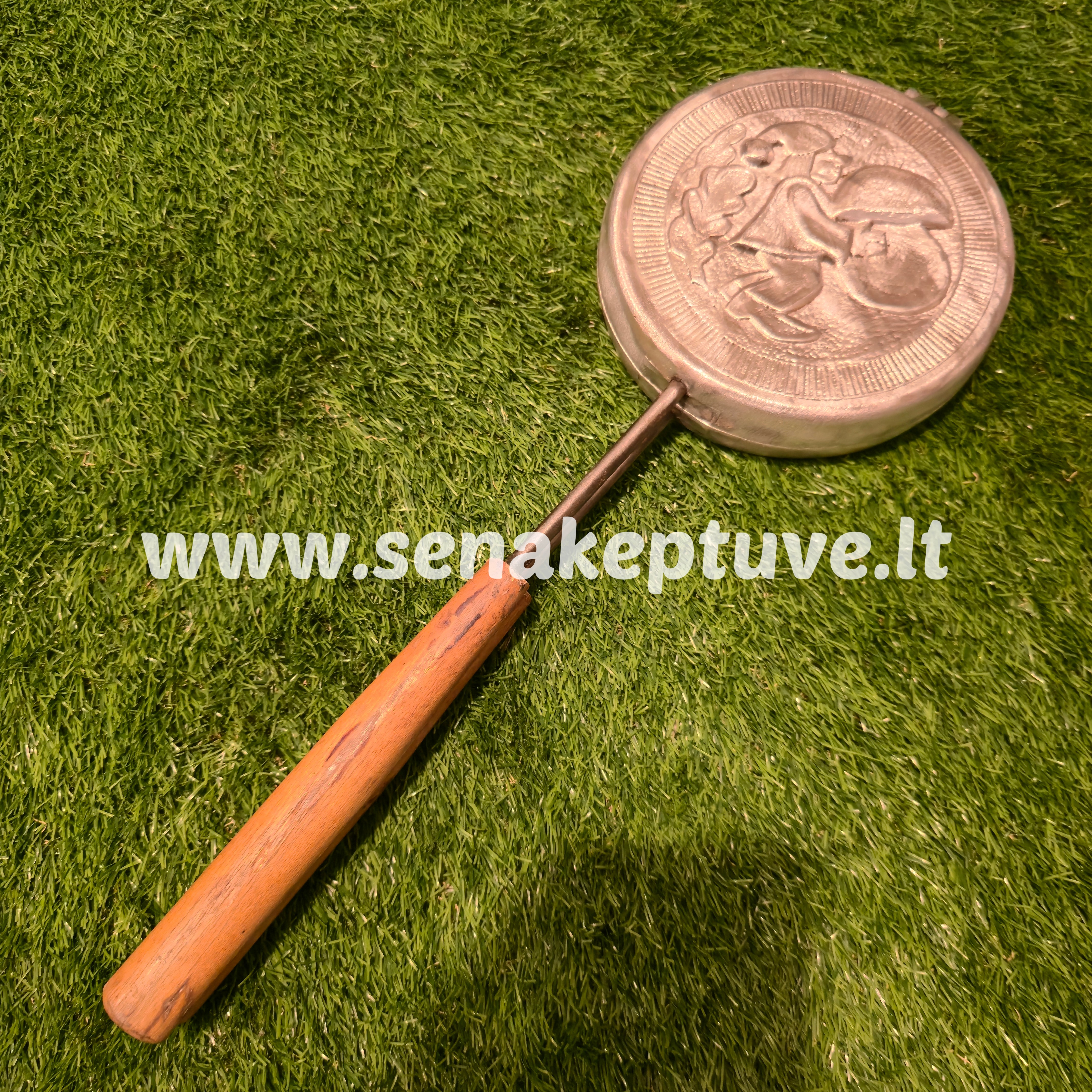 Senovinė grybukų keptuvė