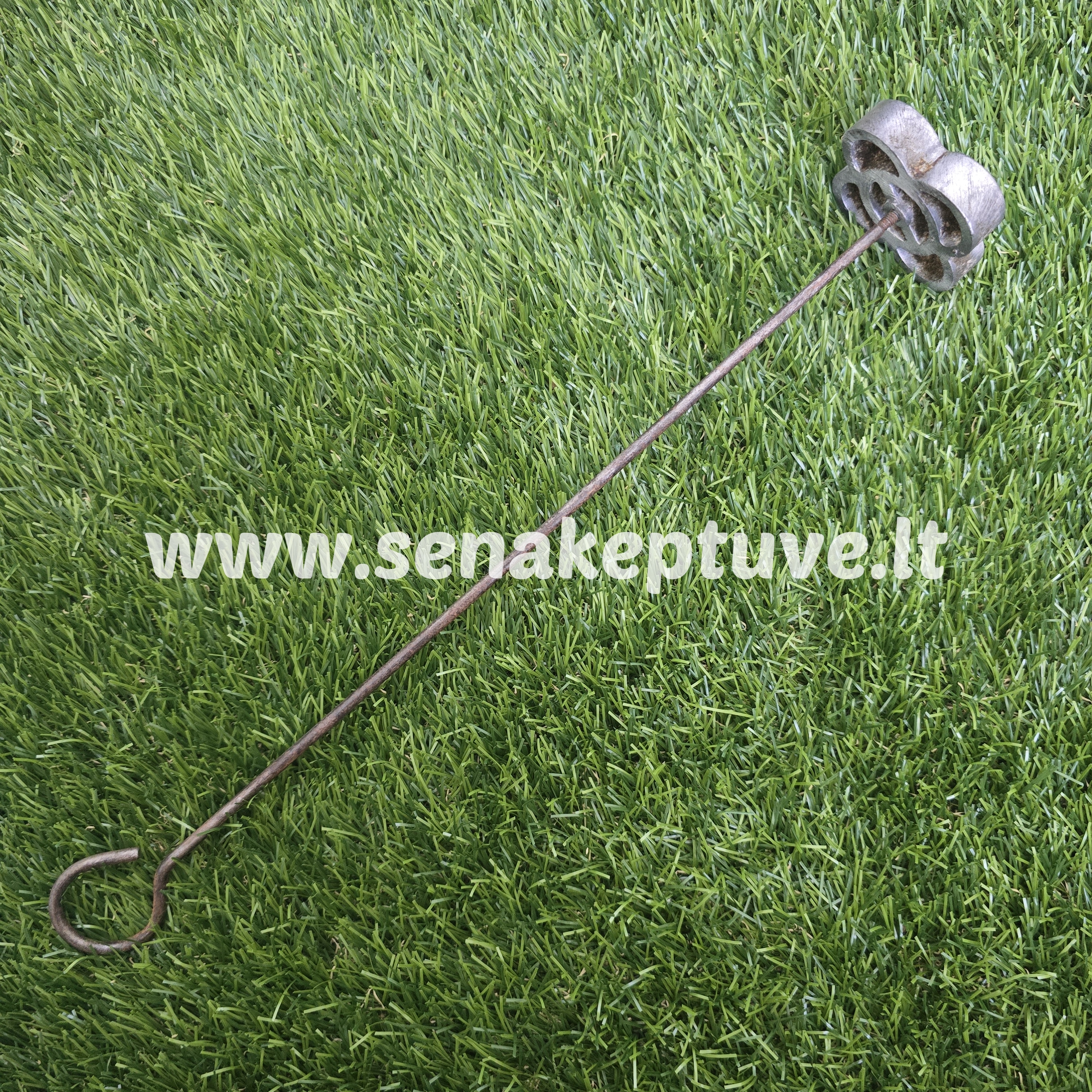 Senovinė žagarėlių formelė su koteliu