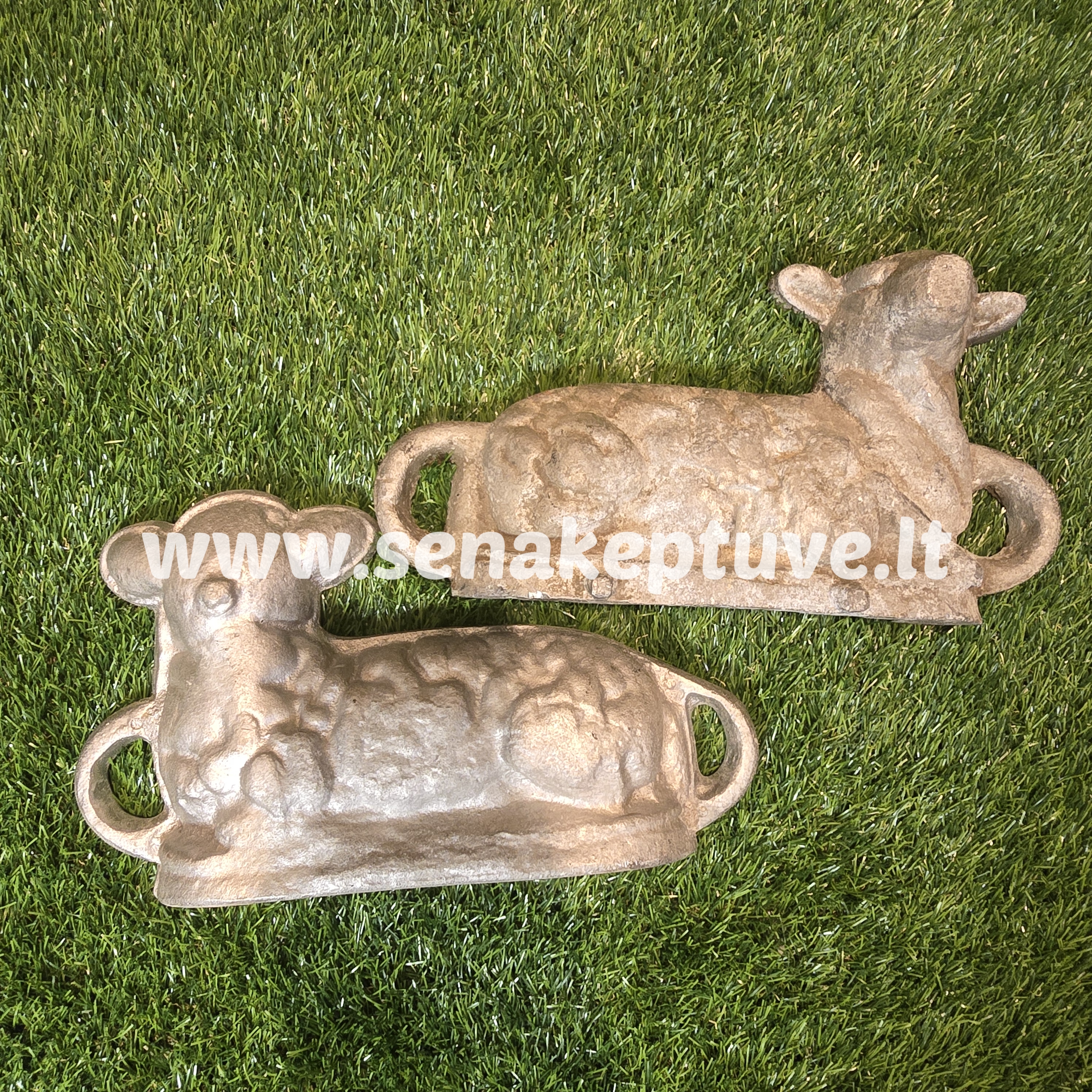 Senovinė avinėlio kepimo forma