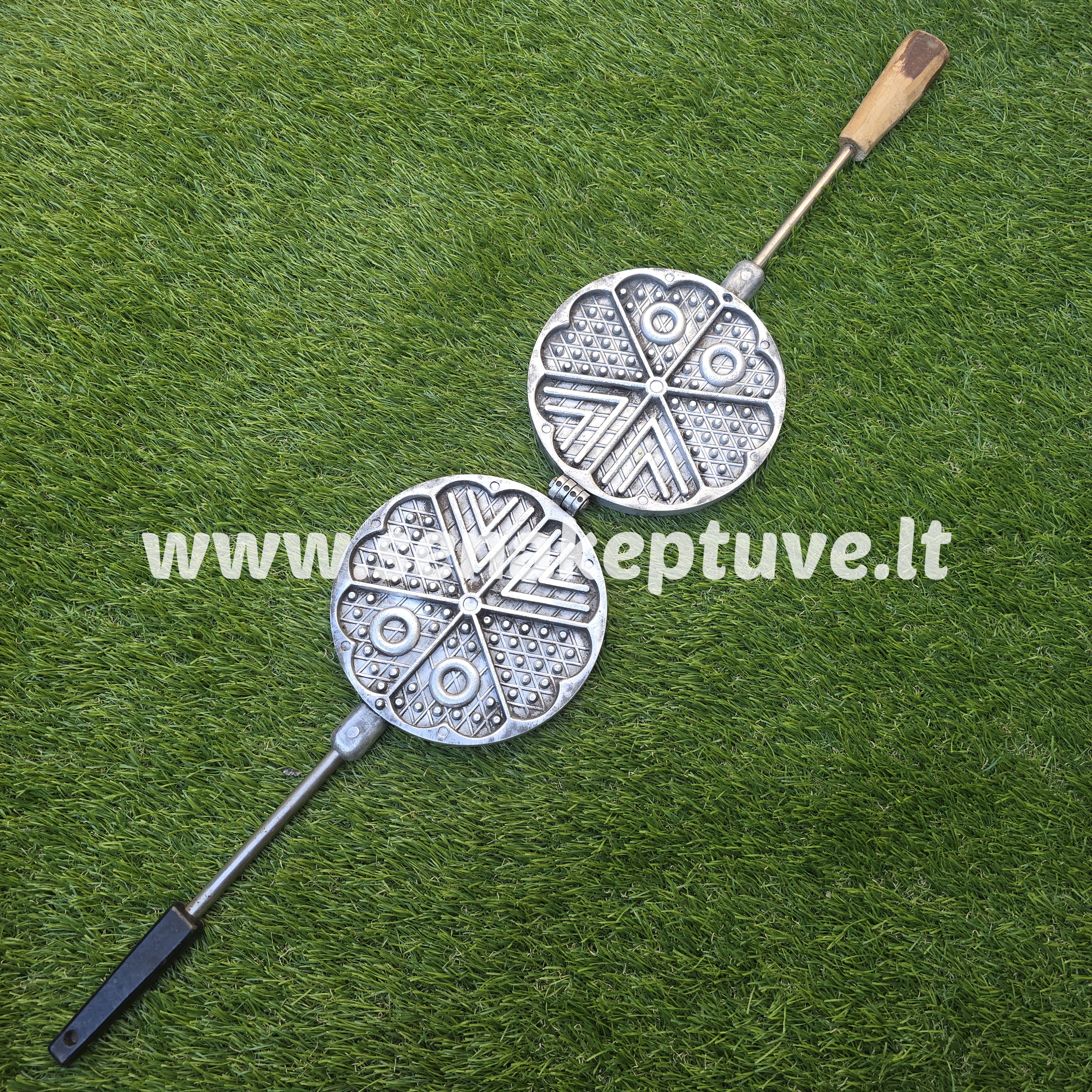 Senovinė blynų keptuvė