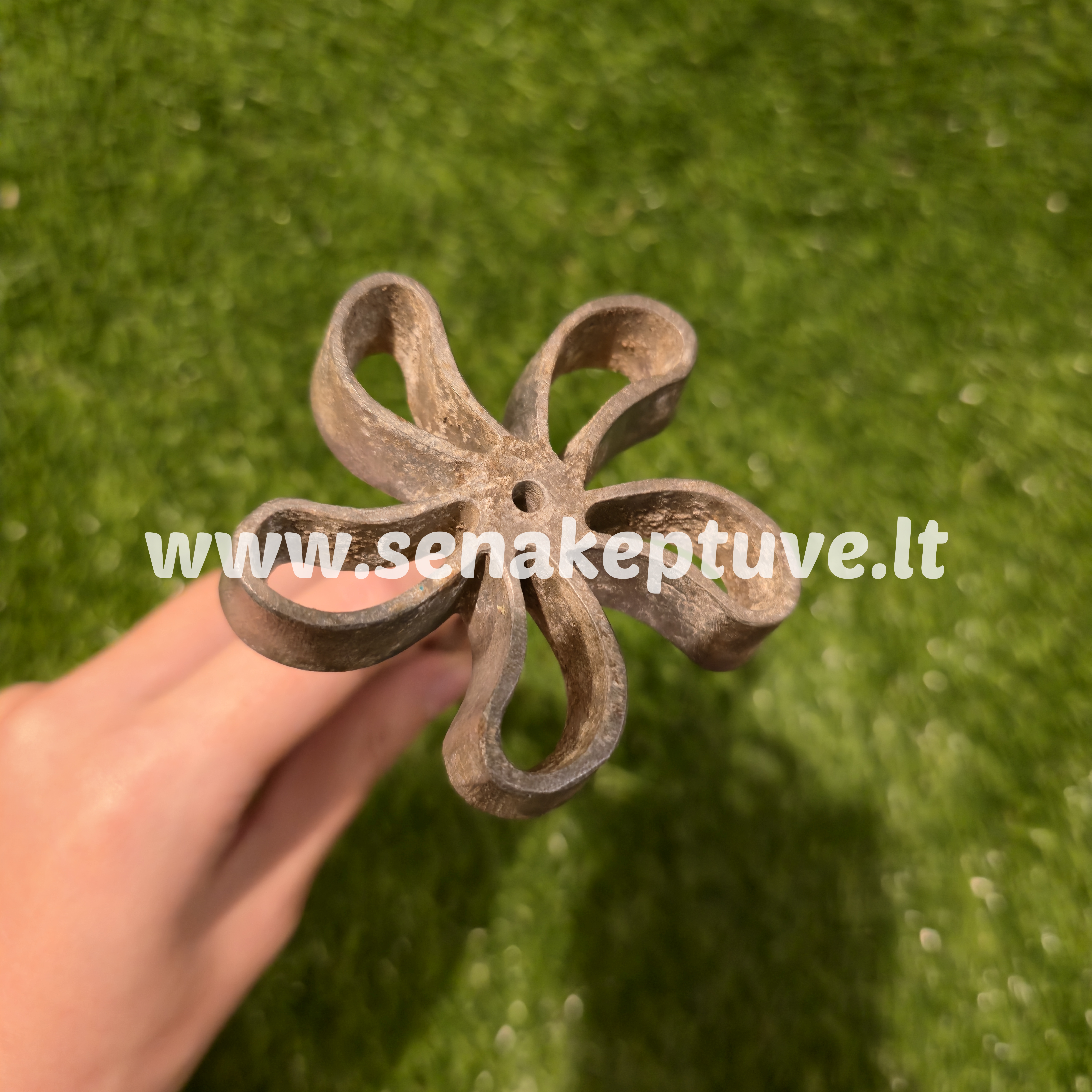 Senovinė žagarėlių formelė su koteliu