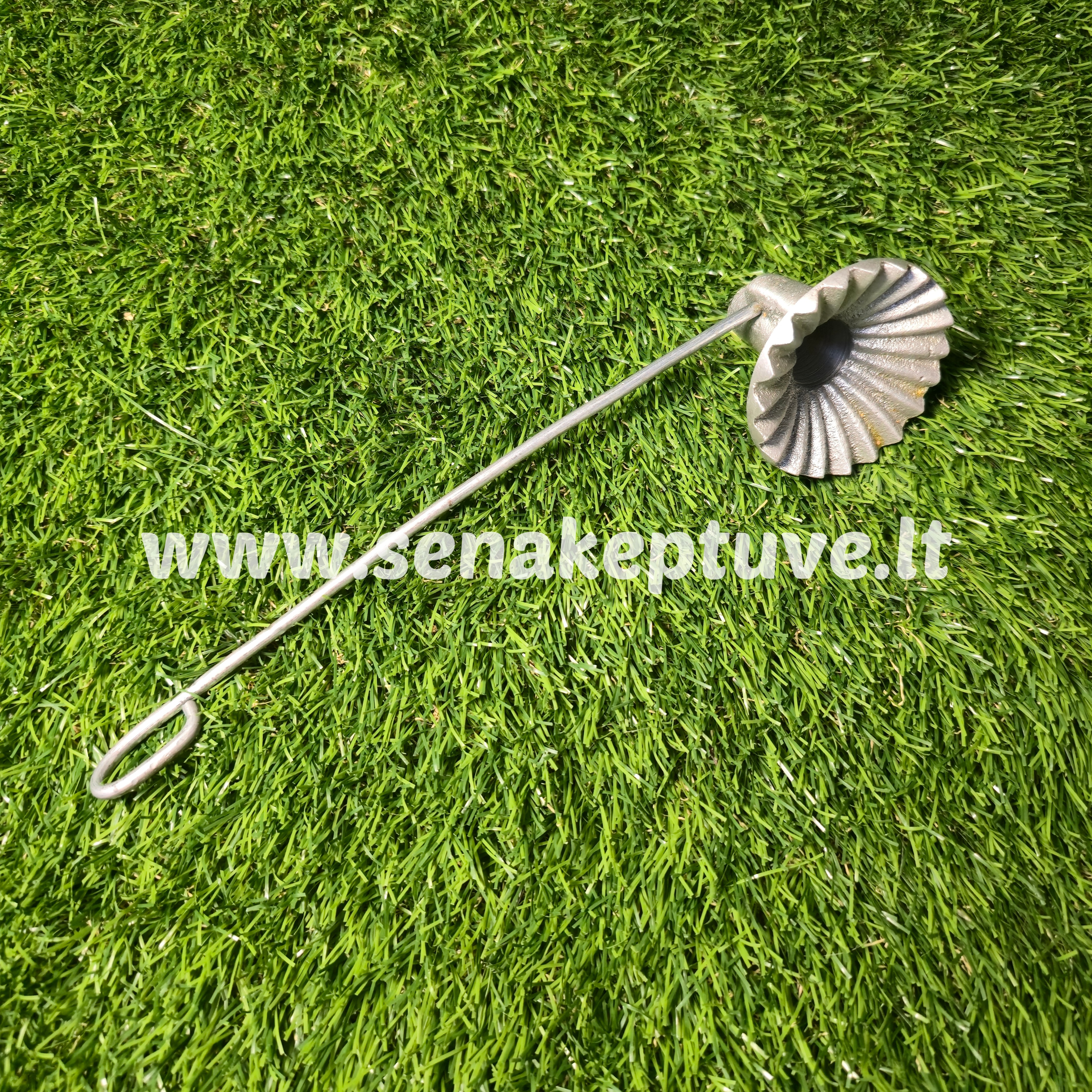 Senovinė žagarėlių formelė su koteliu