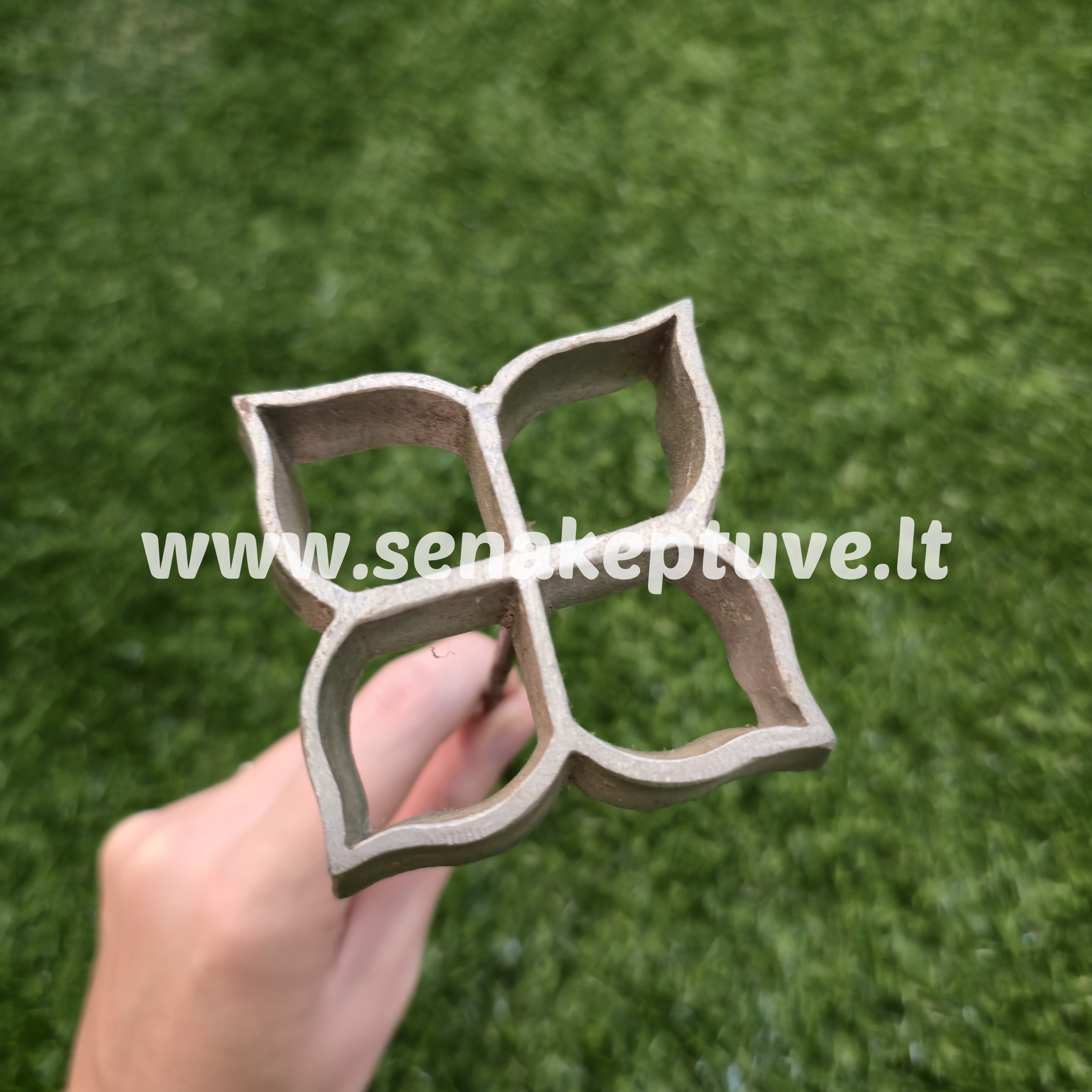 Senovinė žagarėlių formelė su koteliu