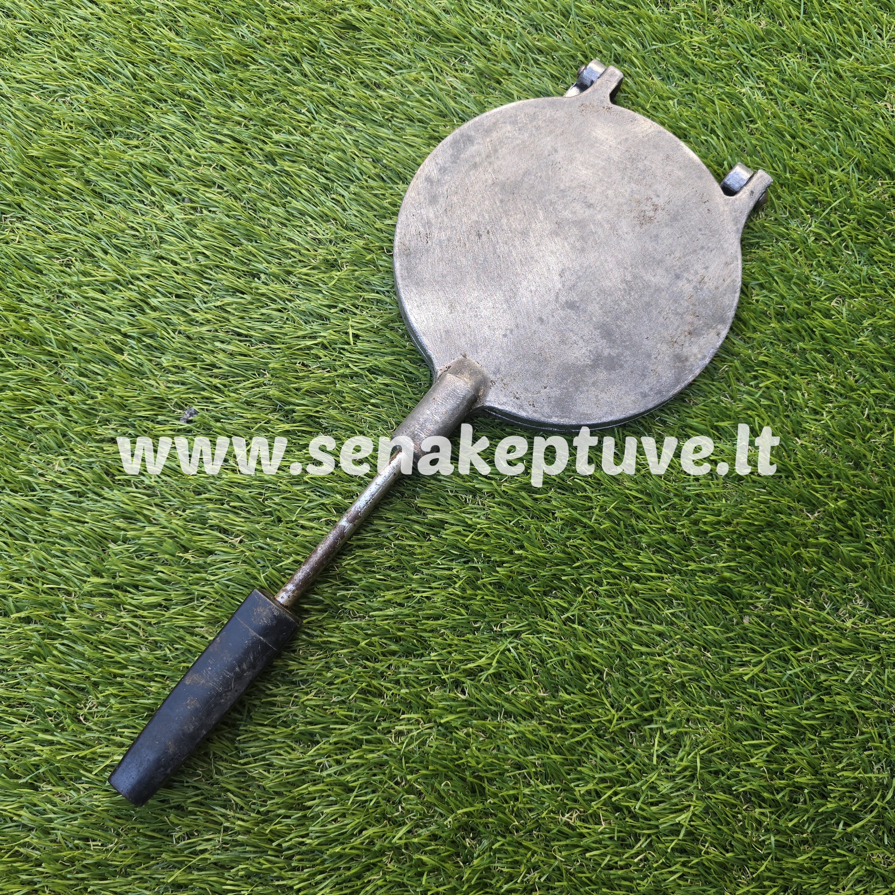 Senovinė blynų keptuvė