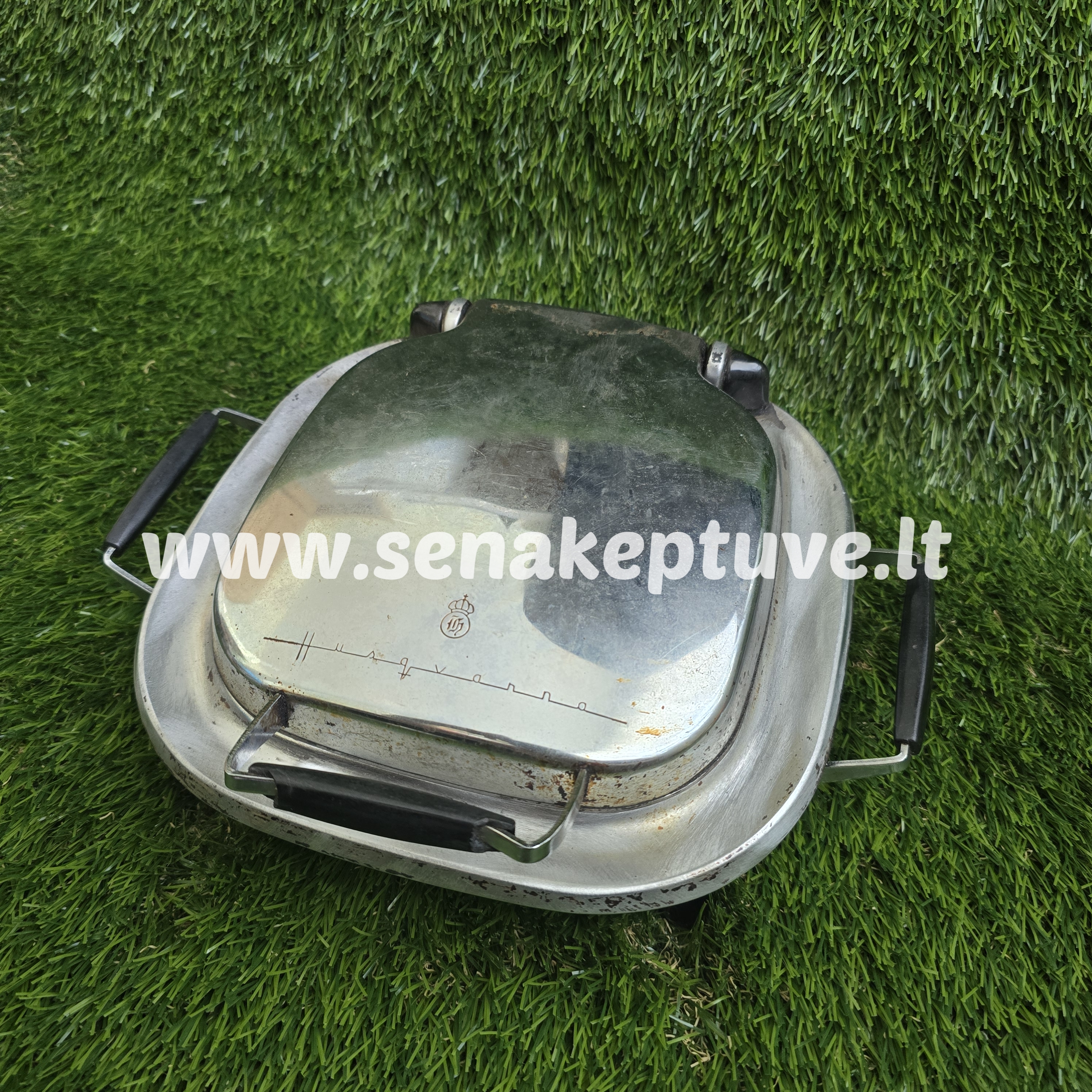 Senovinė elektrinė čirvinių blynų keptuvė Husqvarna su laidu (nuskilusios rankenėlės)