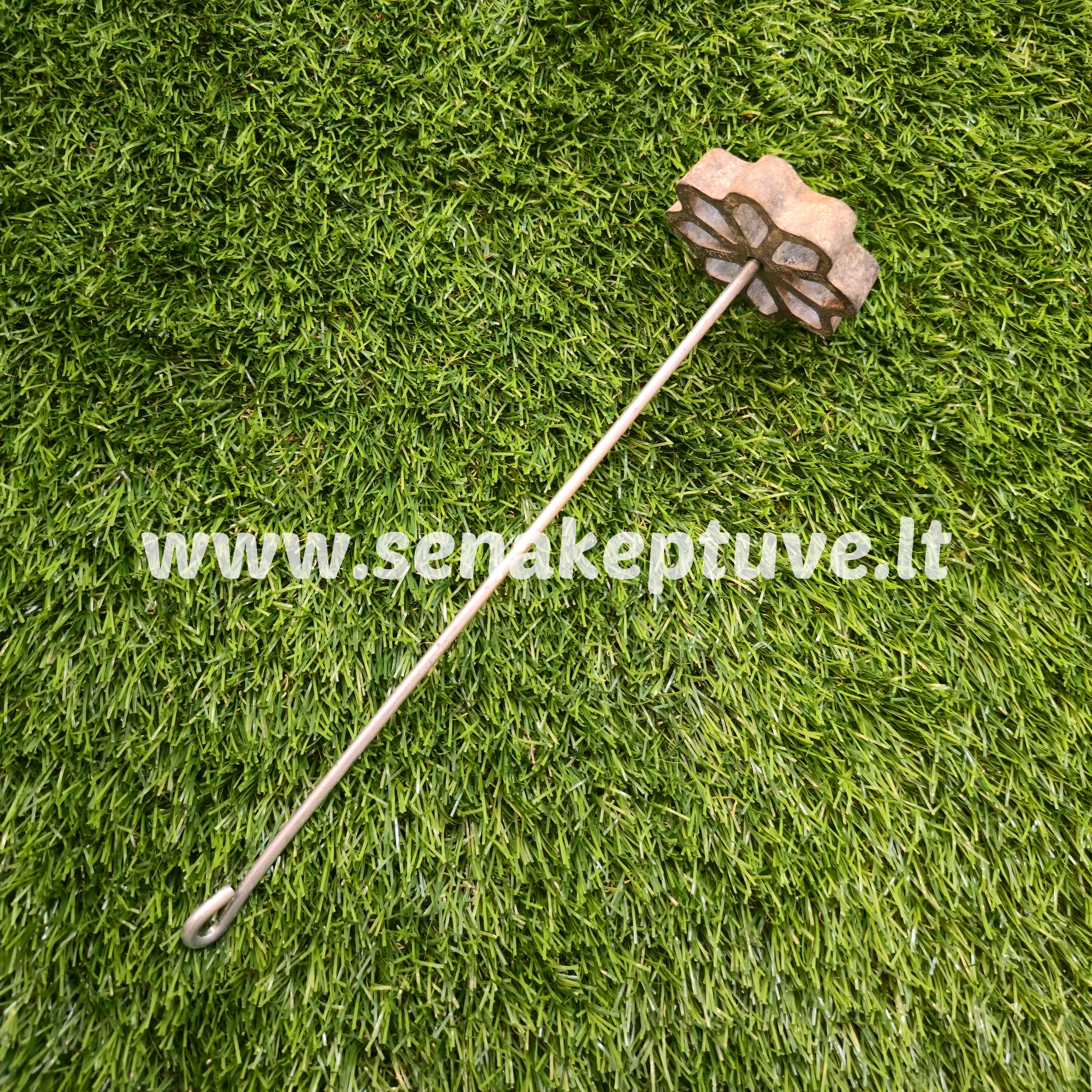 Senovinė žagarėlių formelė su koteliu