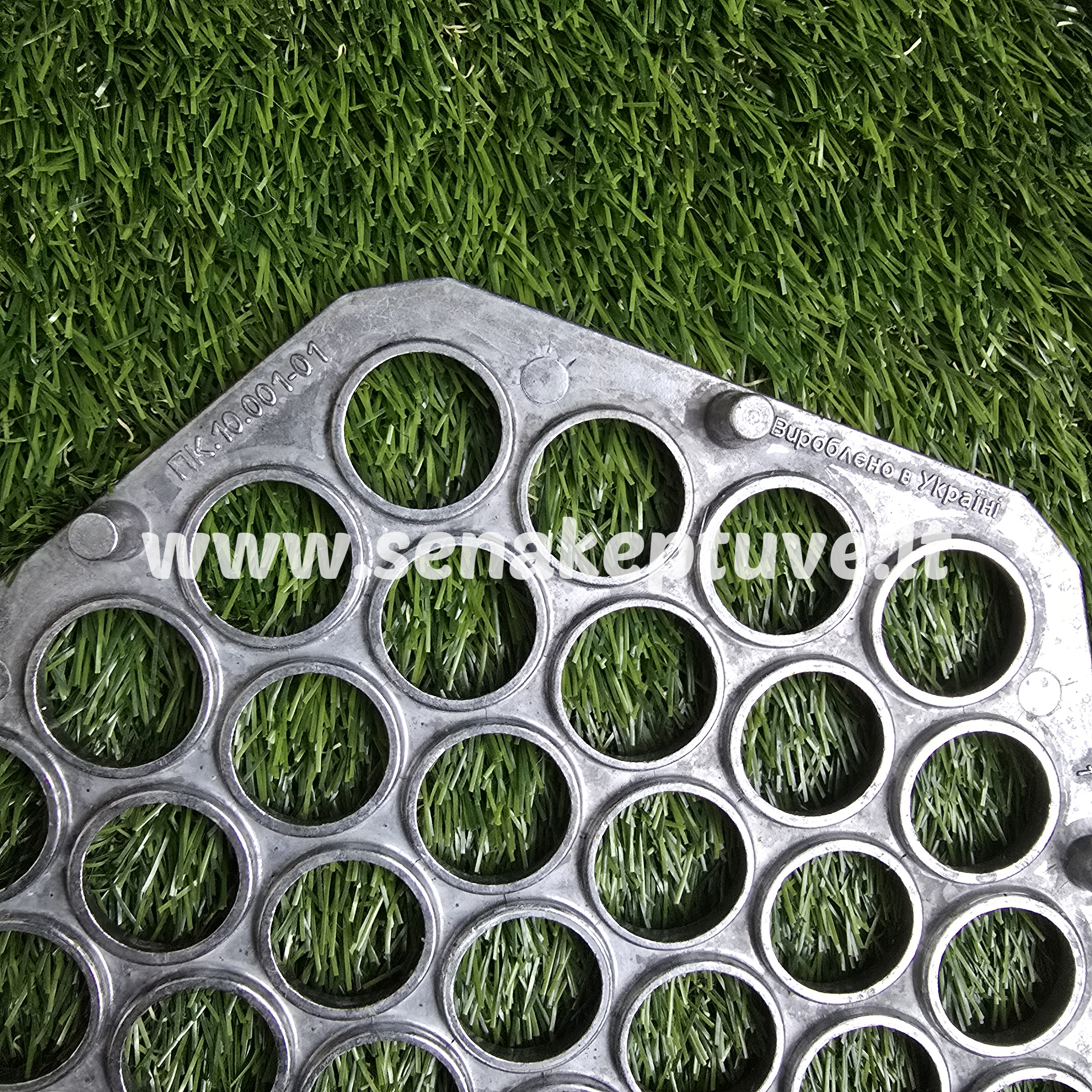 Senovinė koldūnų kepimo forma