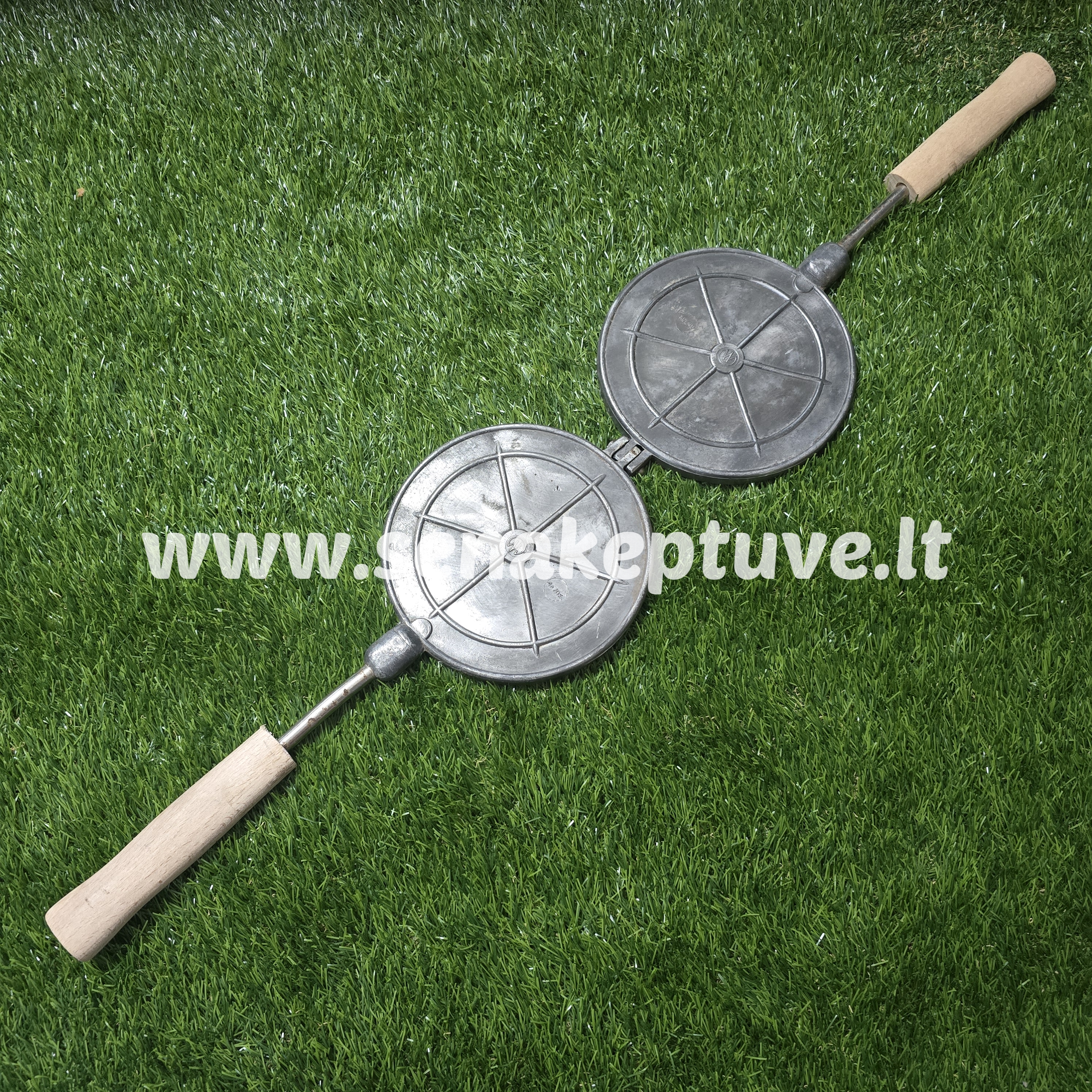 Senovinė blynų keptuvė