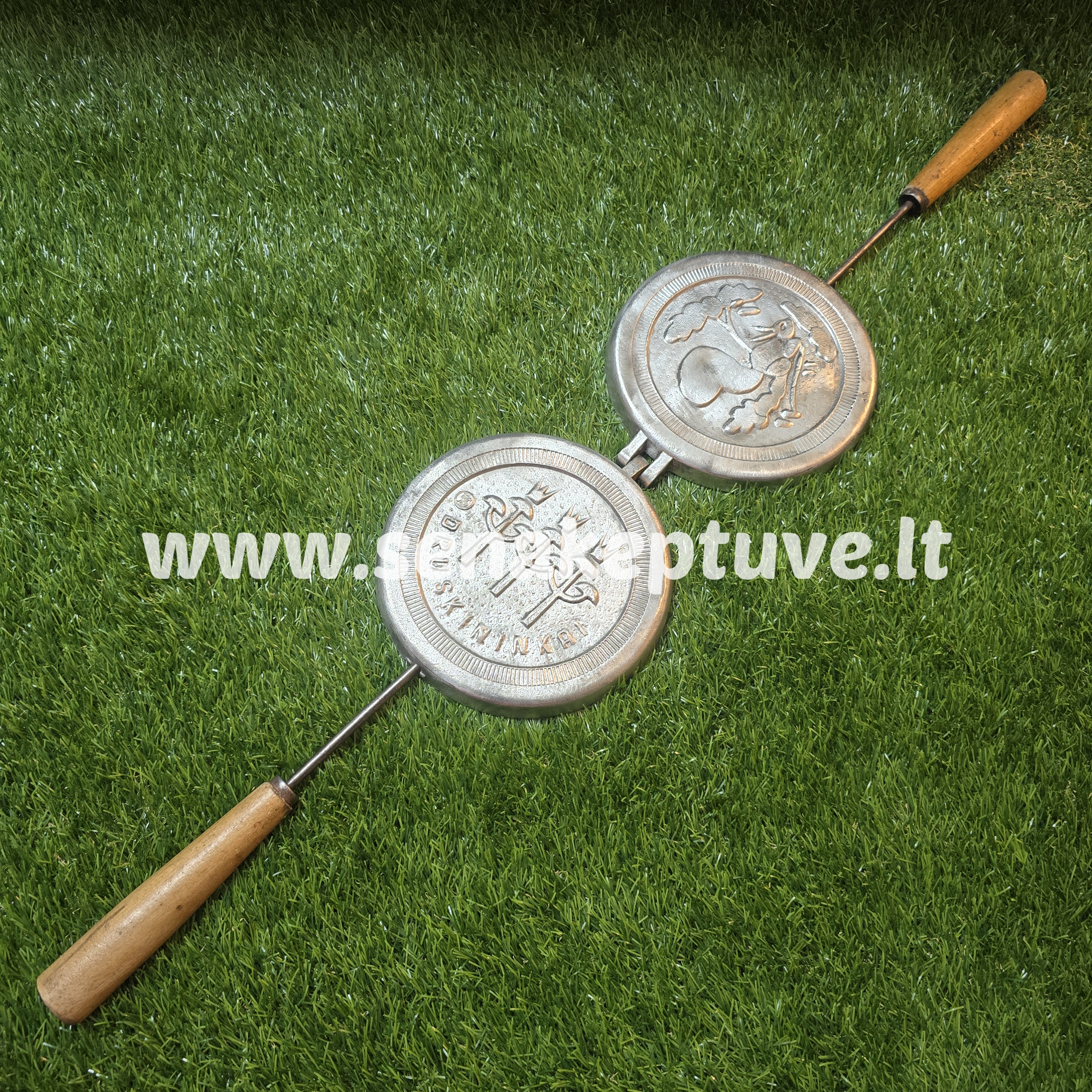 Senovinė voveraičių keptuvė