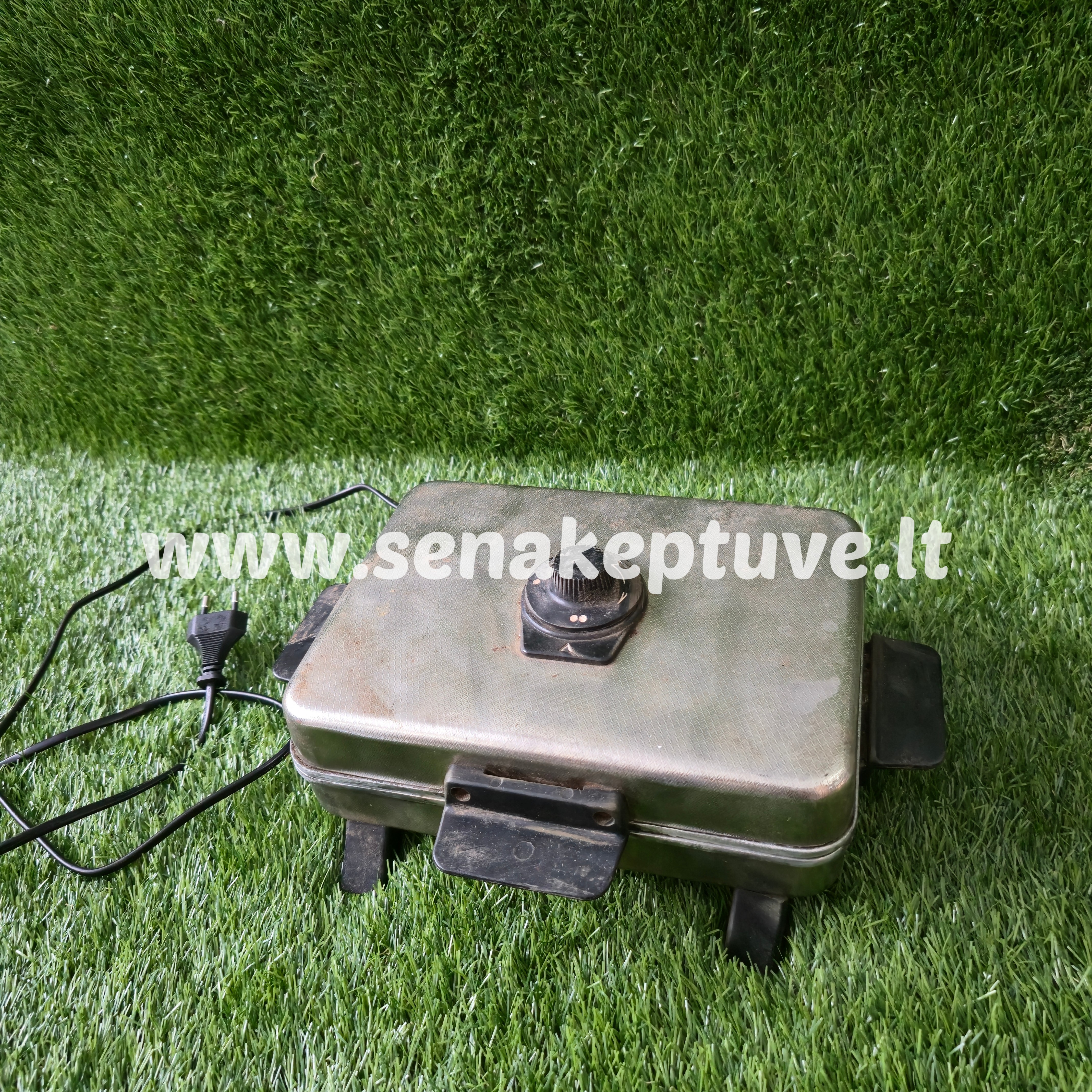 Senovinė elektrinė vaflinė su laidu (suklijuota rankenėlė)
