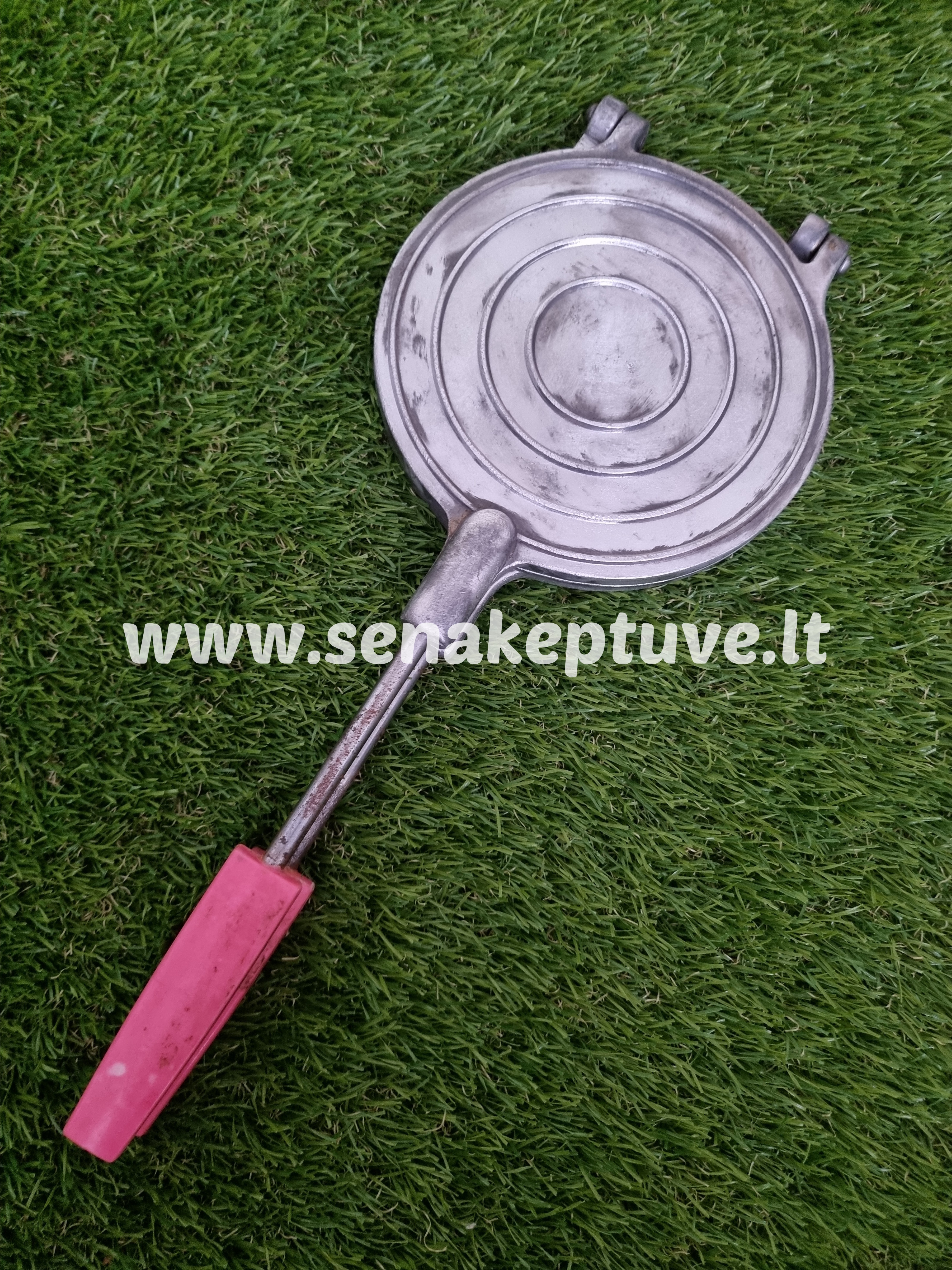 Senovinė blynų keptuvė