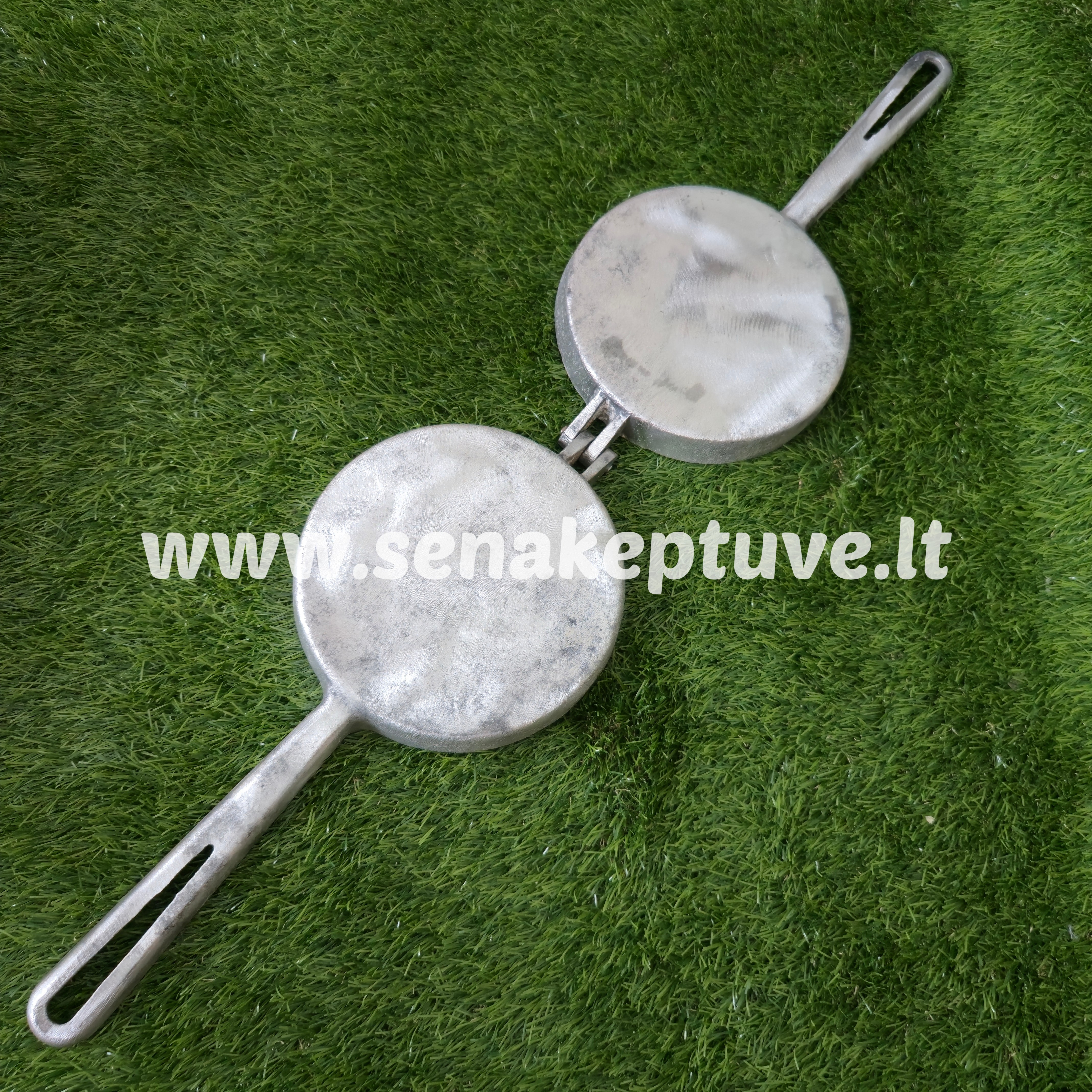 Senovinė grybukų keptuvė