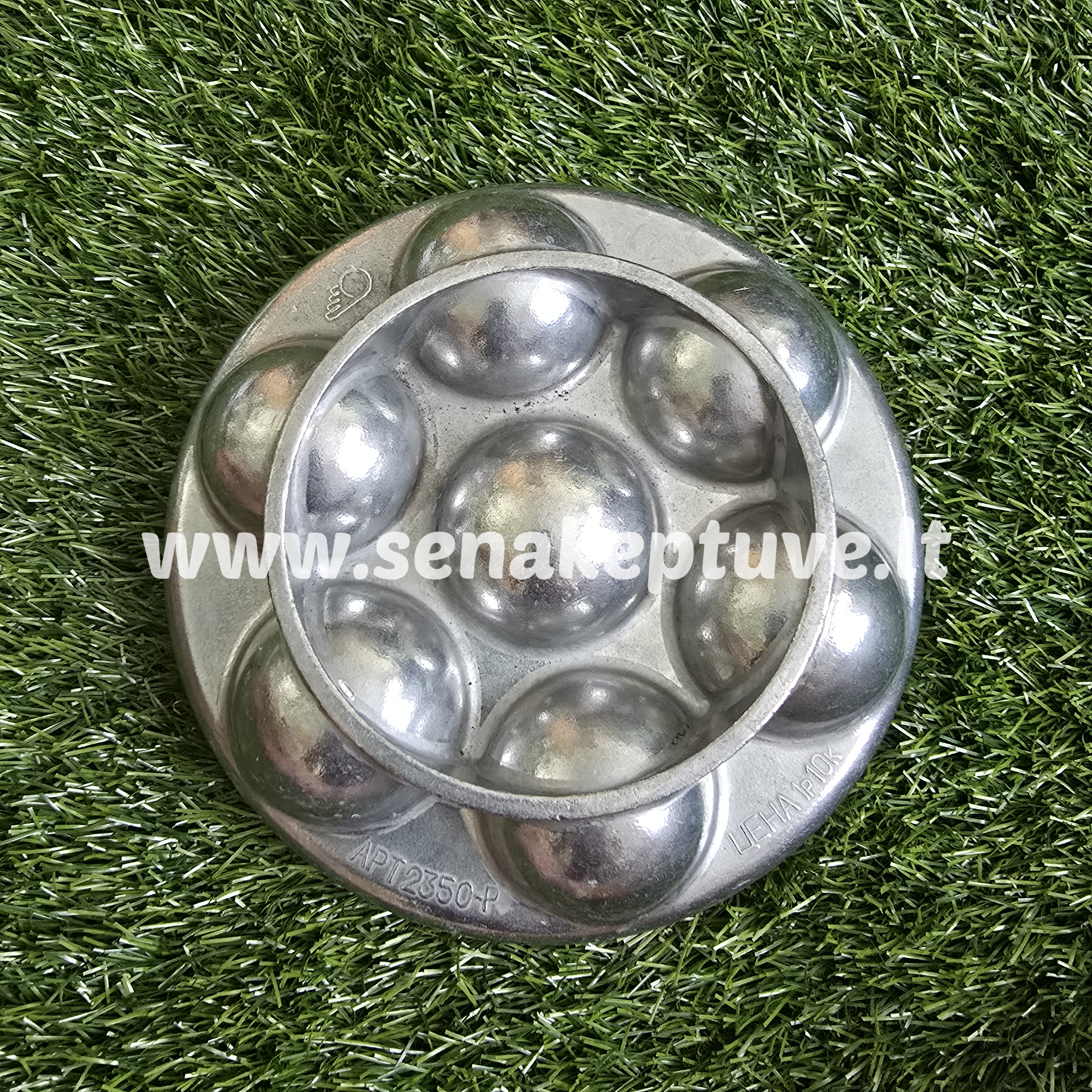 Senovinė spurgų kepimo forma