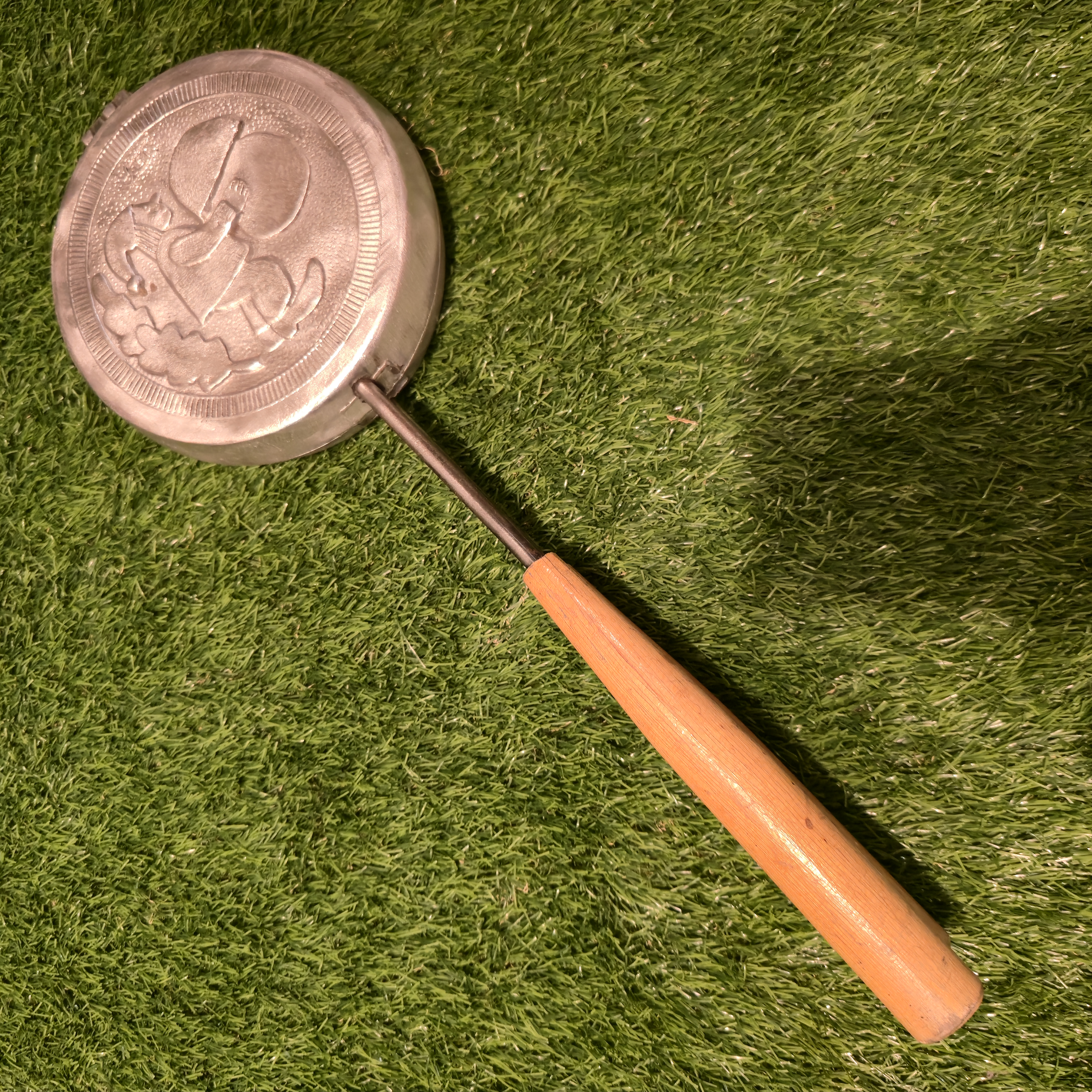 Senovinė grybukų keptuvė