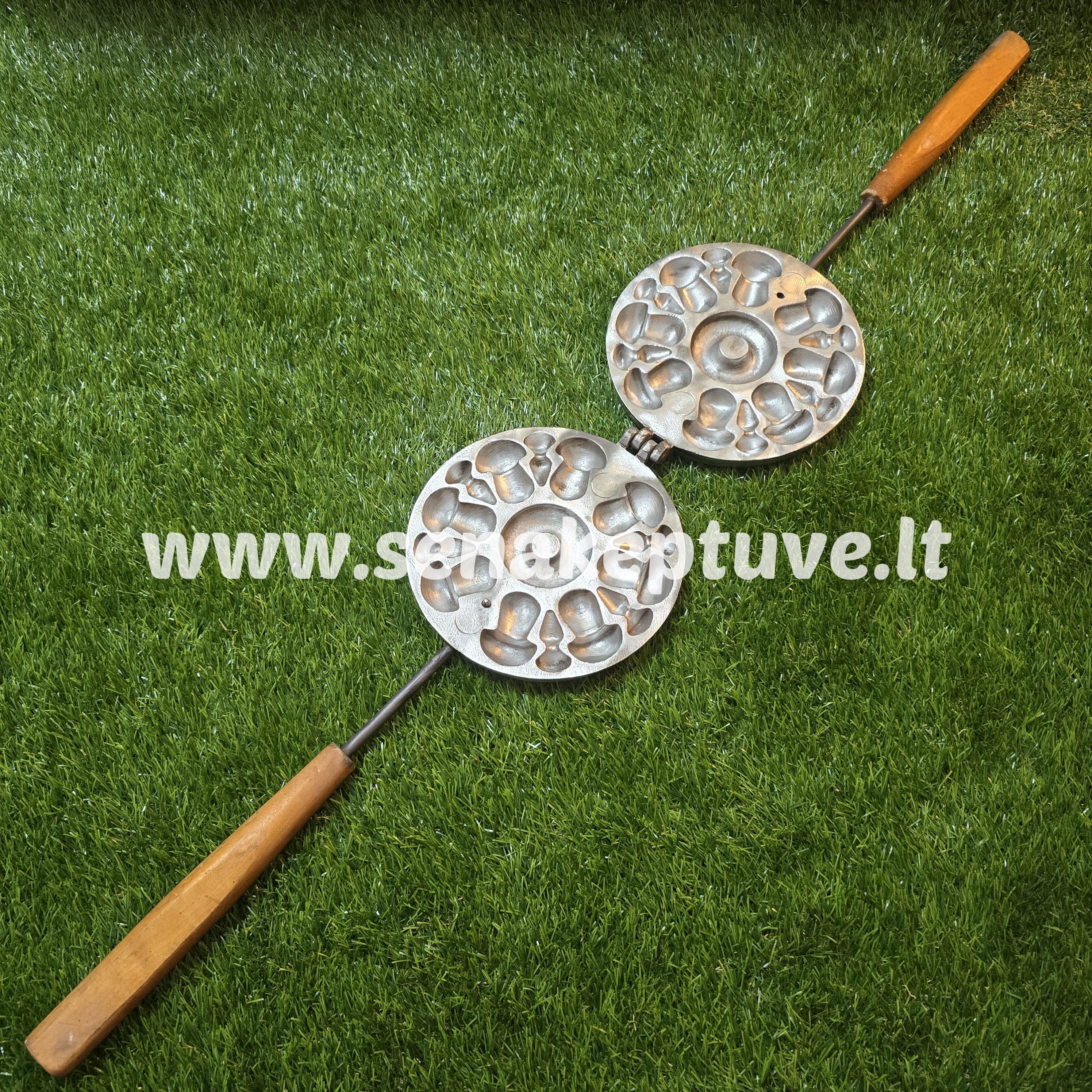 Senovinė grybukų keptuvė