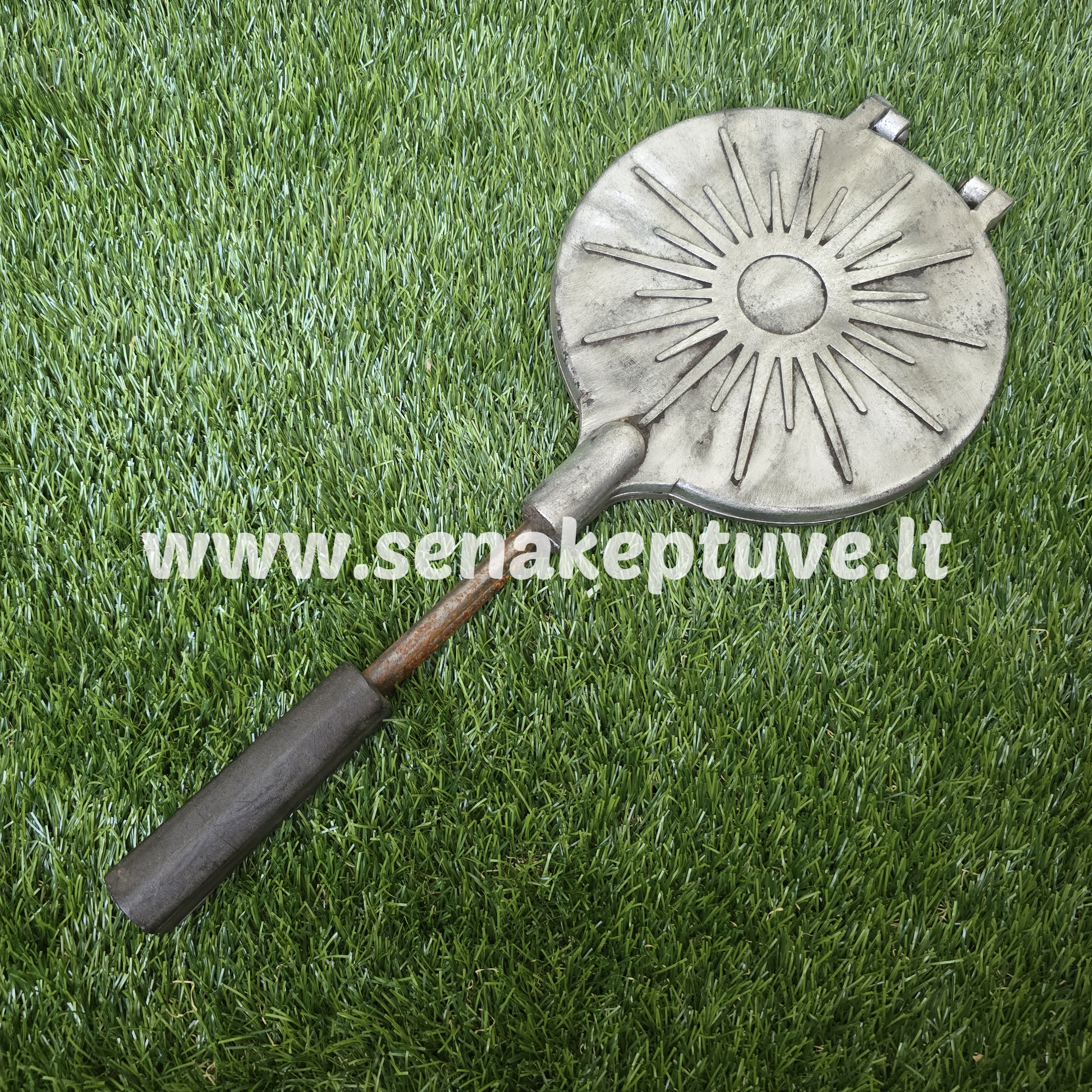 Senovinė blynų keptuvė