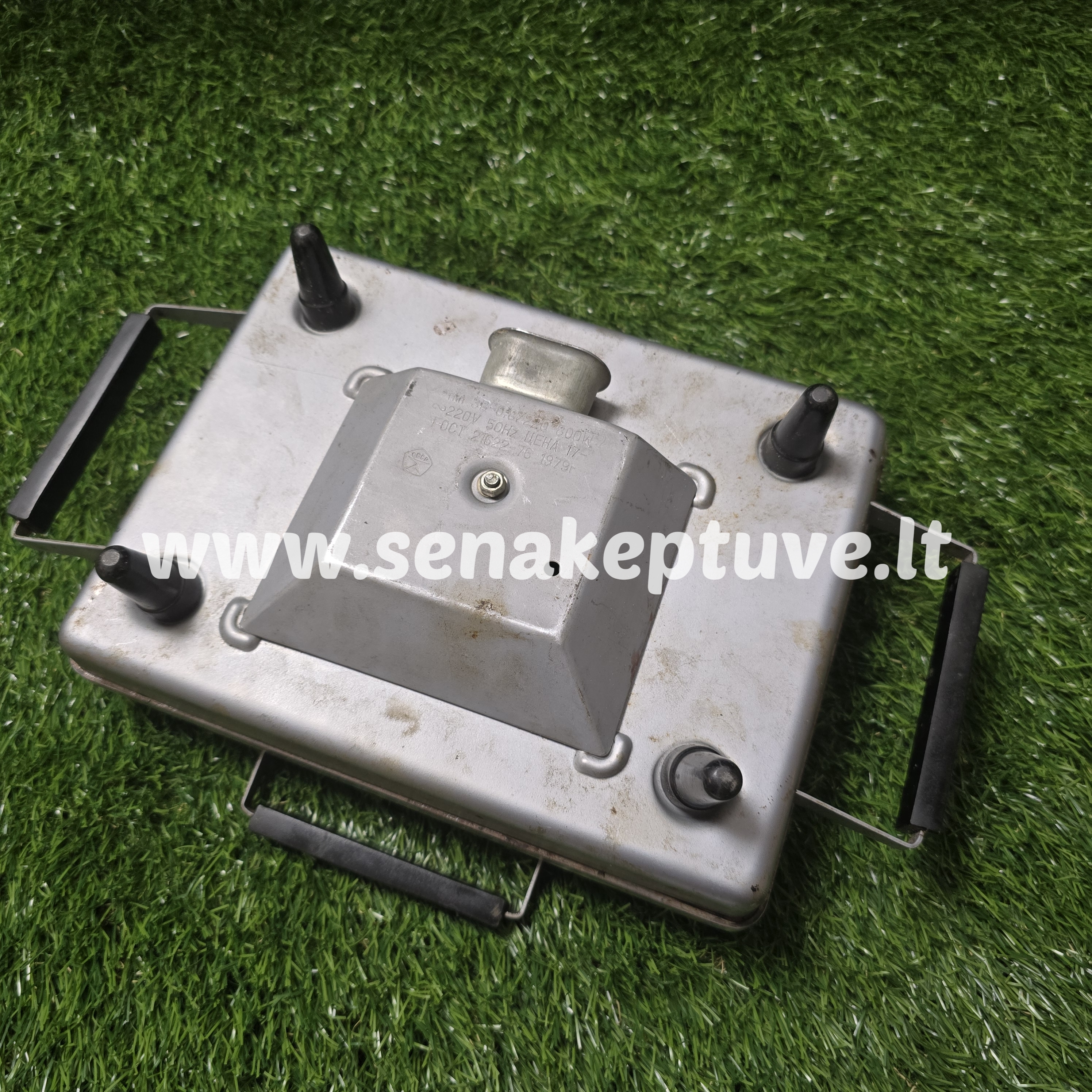 Senovinė elektrinė vaflinė su laidu ploniems vafliams