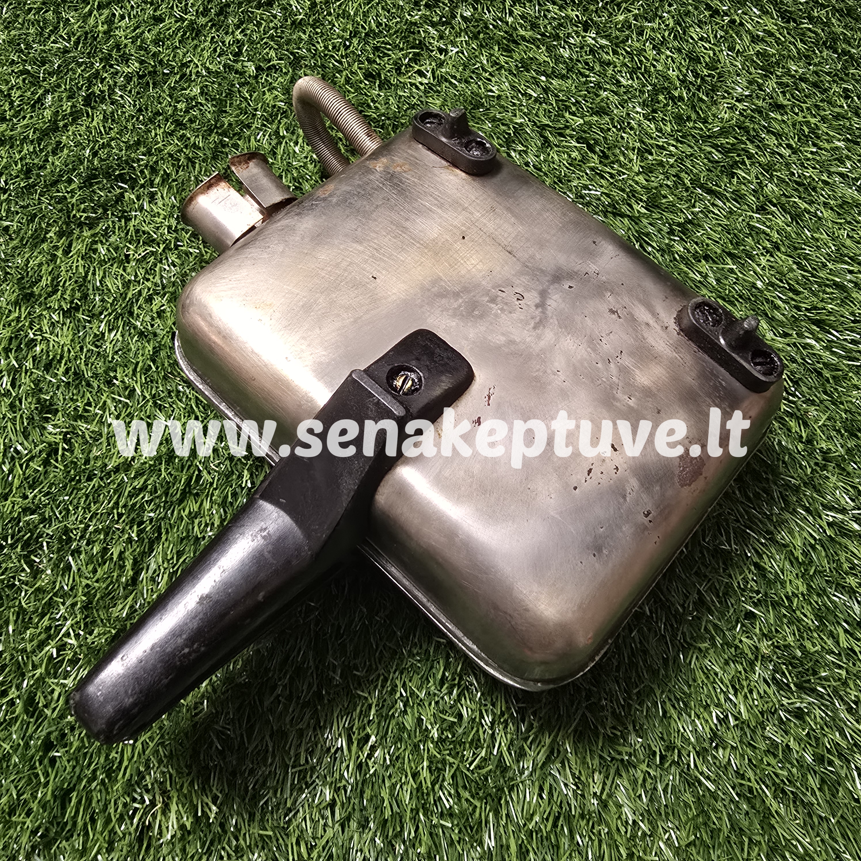 Senovinė elektrinė vaflinė su laidu