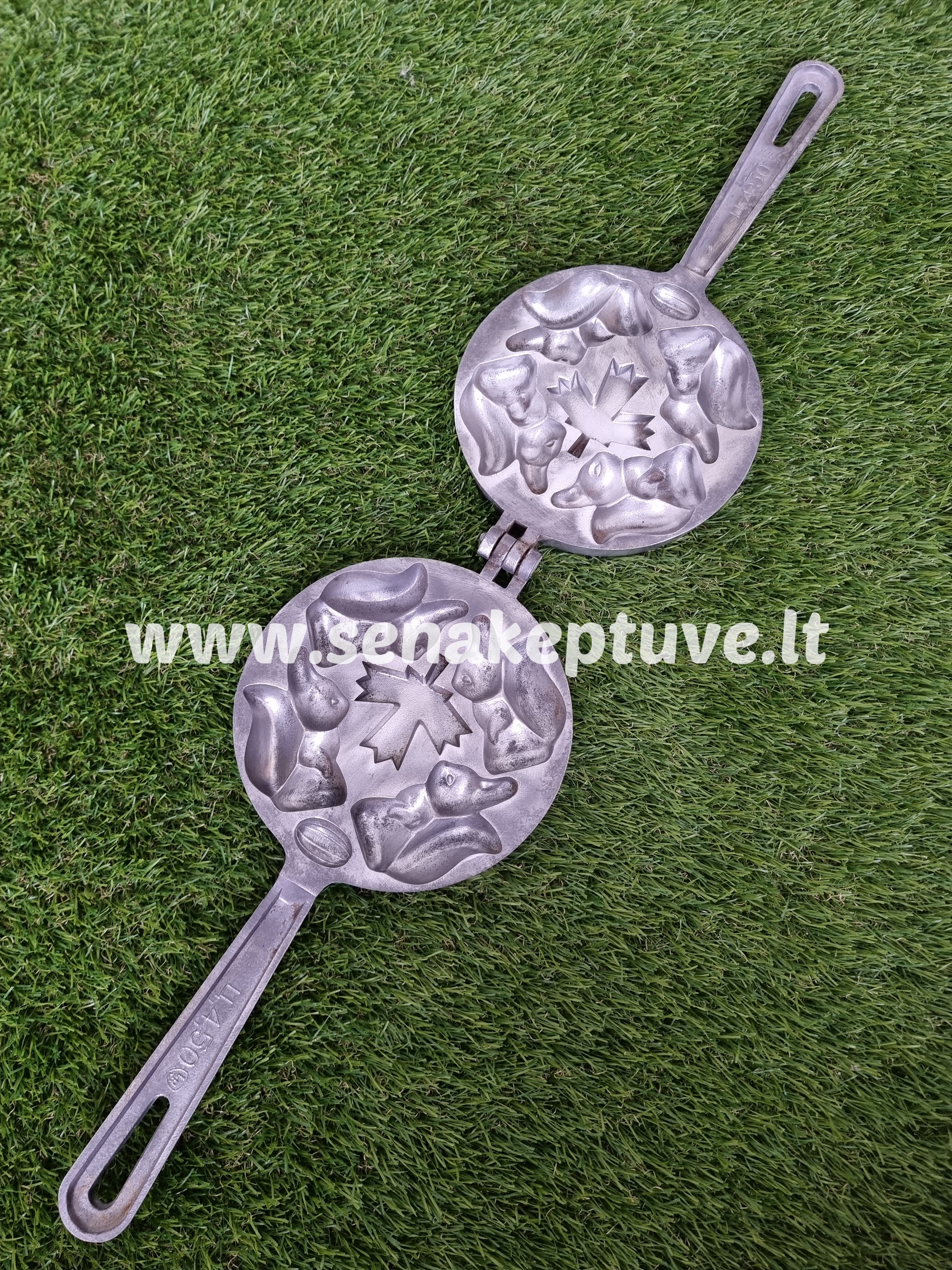 Senovinė voveraičių keptuvė