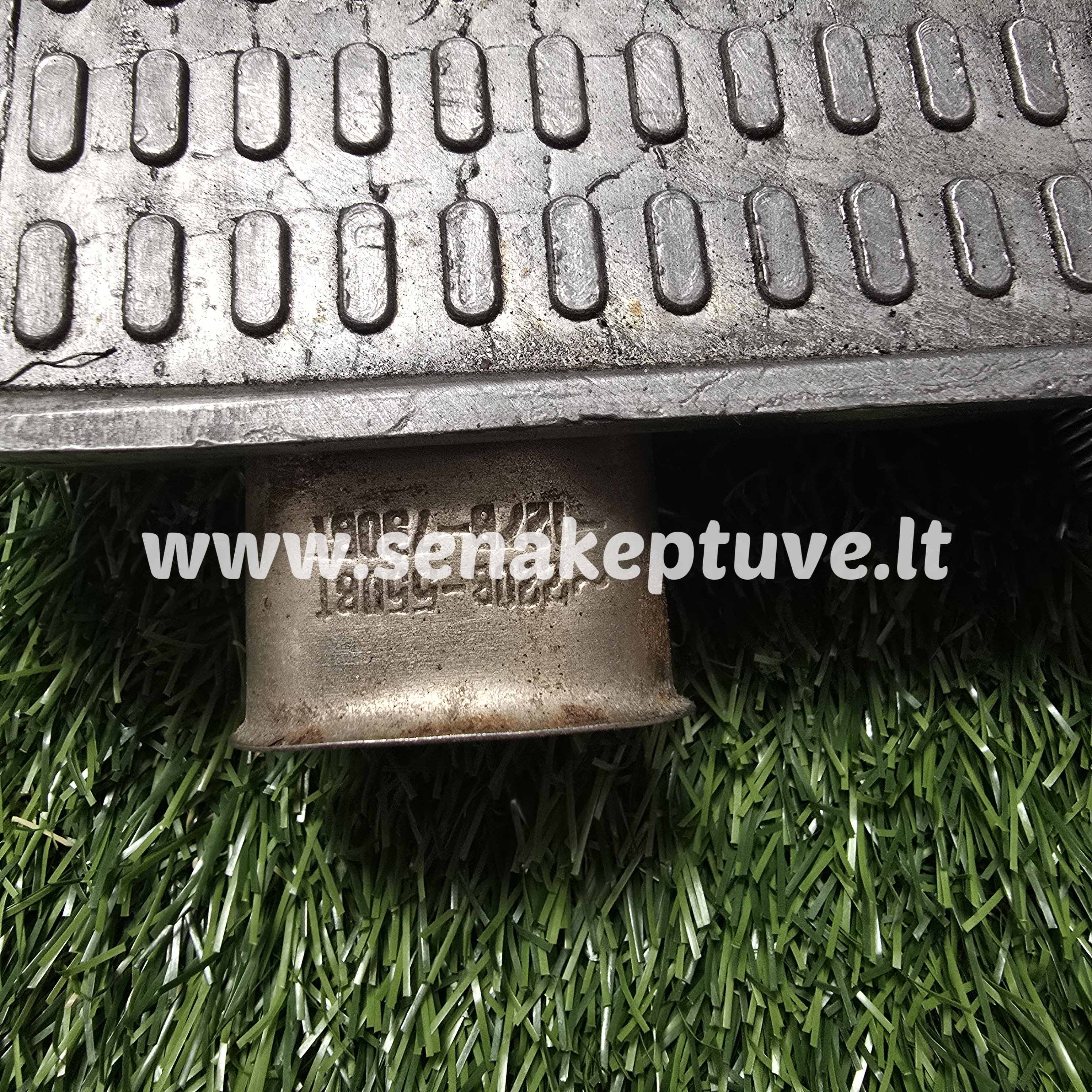 Senovinė elektrinė vaflinė su laidu