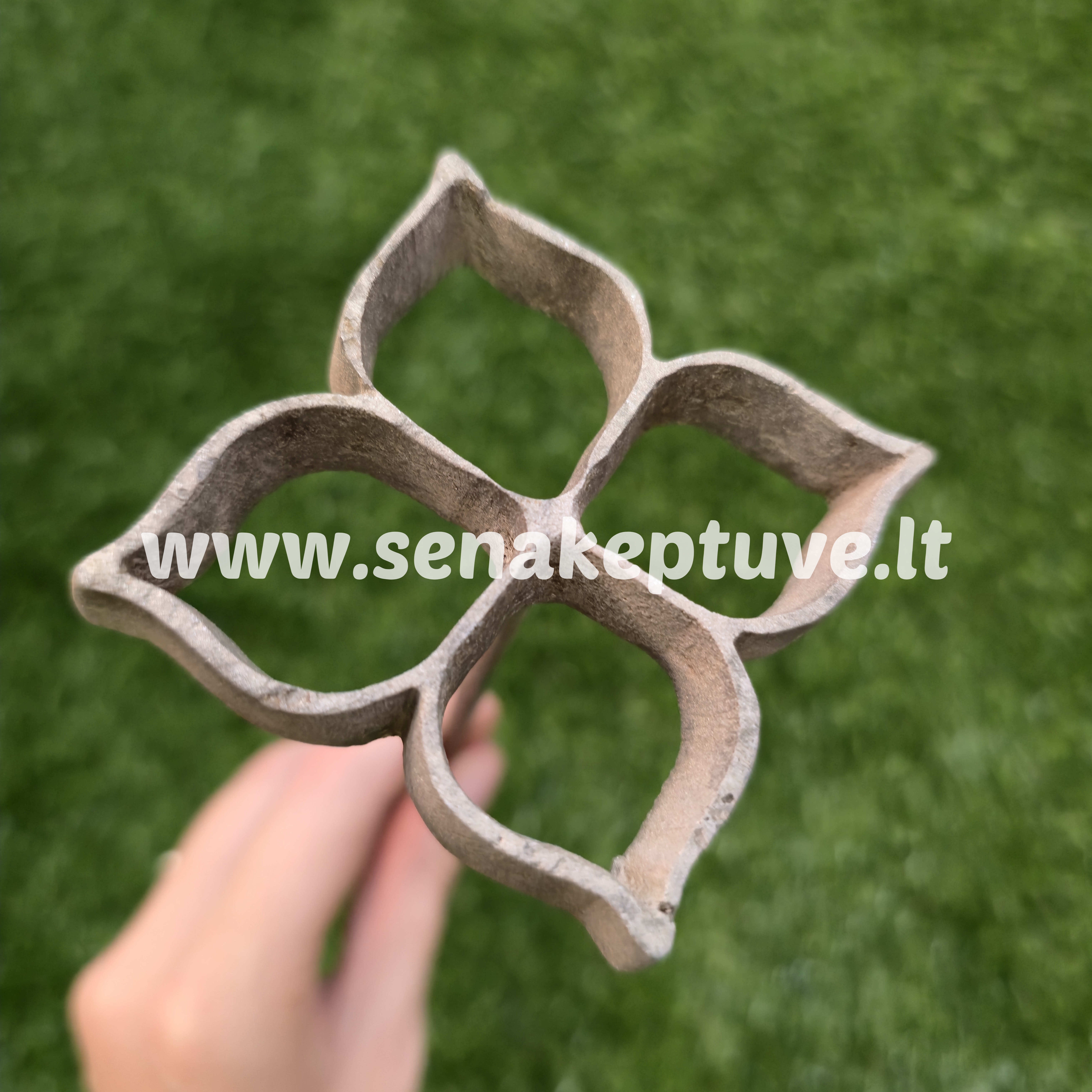 Senovinė žagarėlių formelė su koteliu