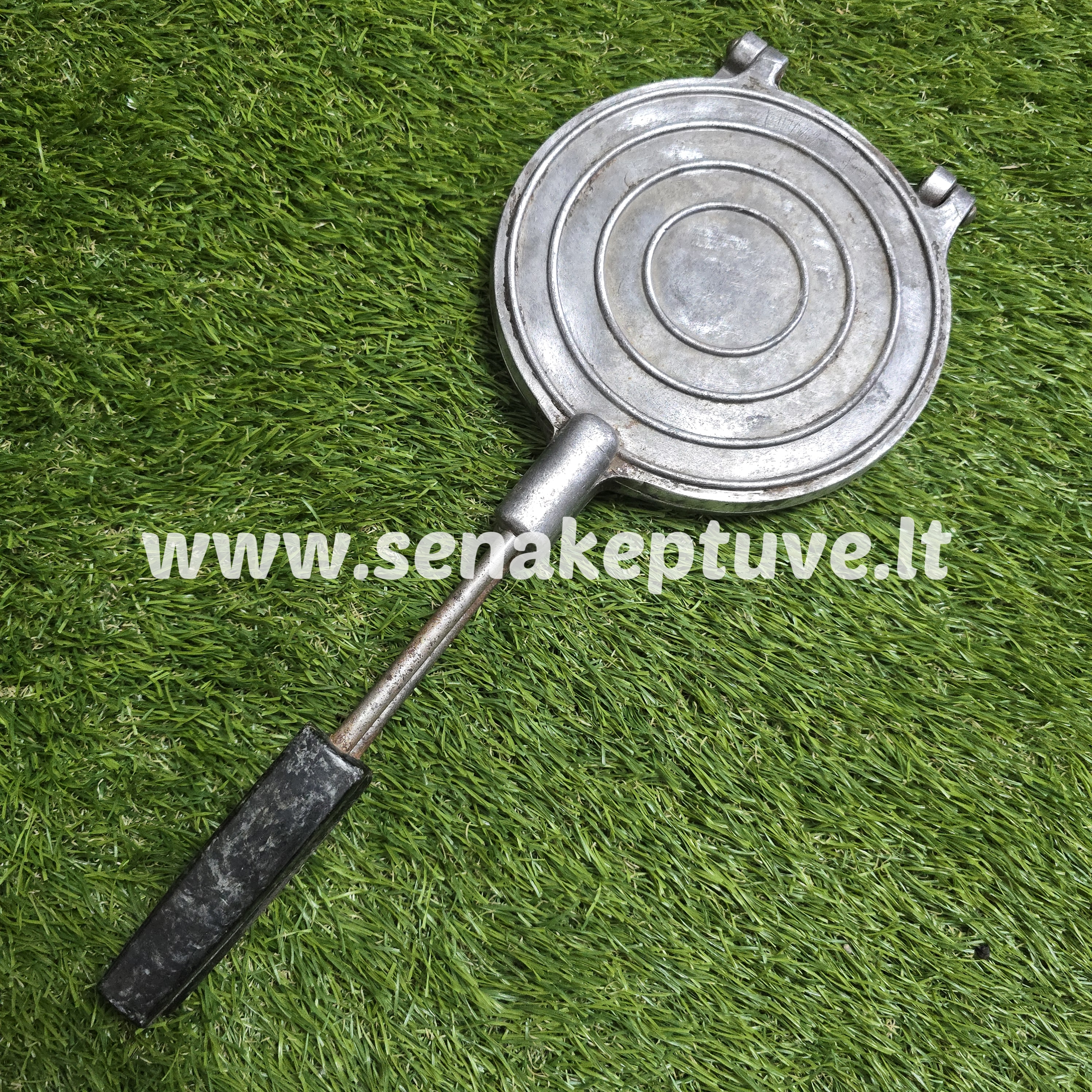 Senovinė blynų keptuvė