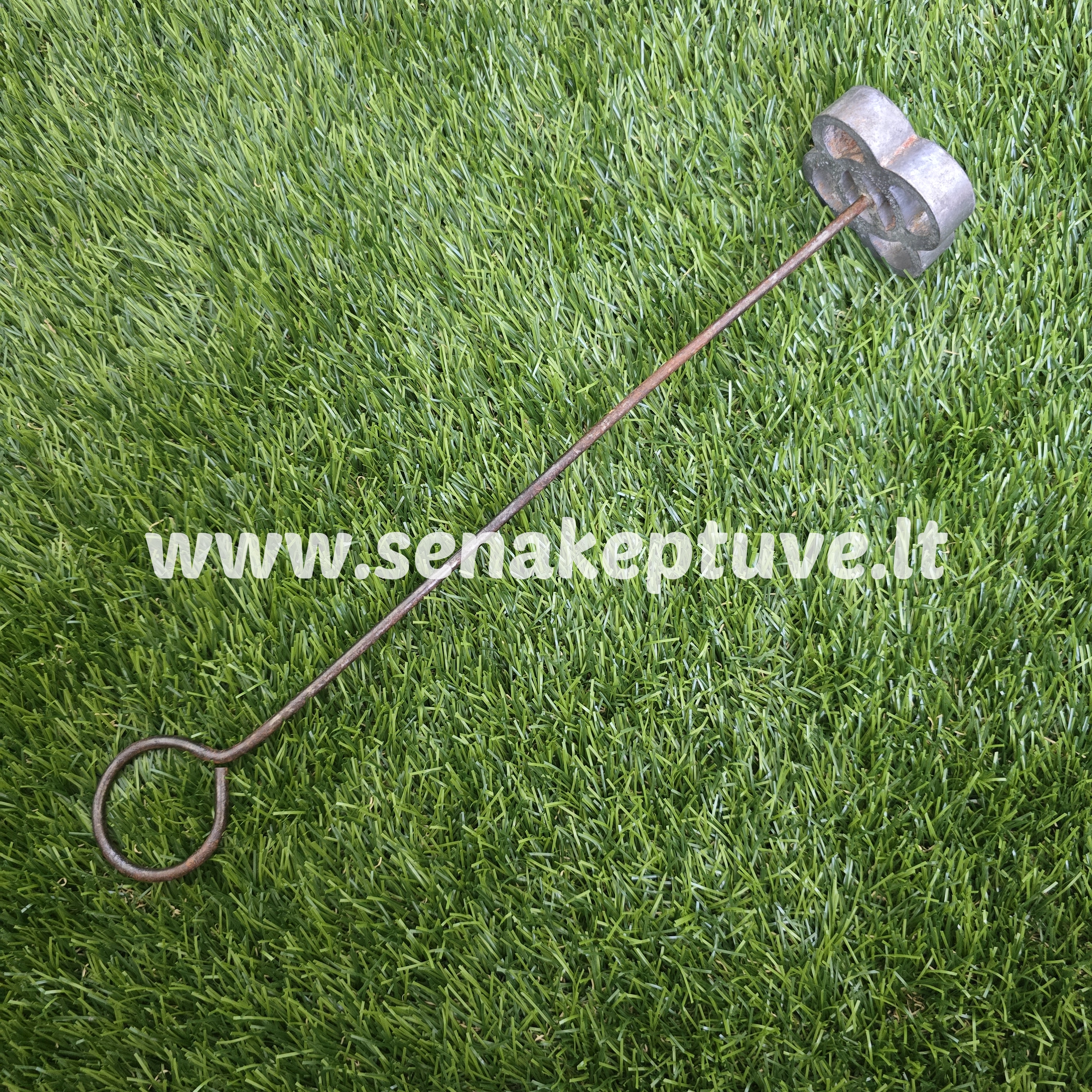 Senovinė žagarėlių formelė su koteliu