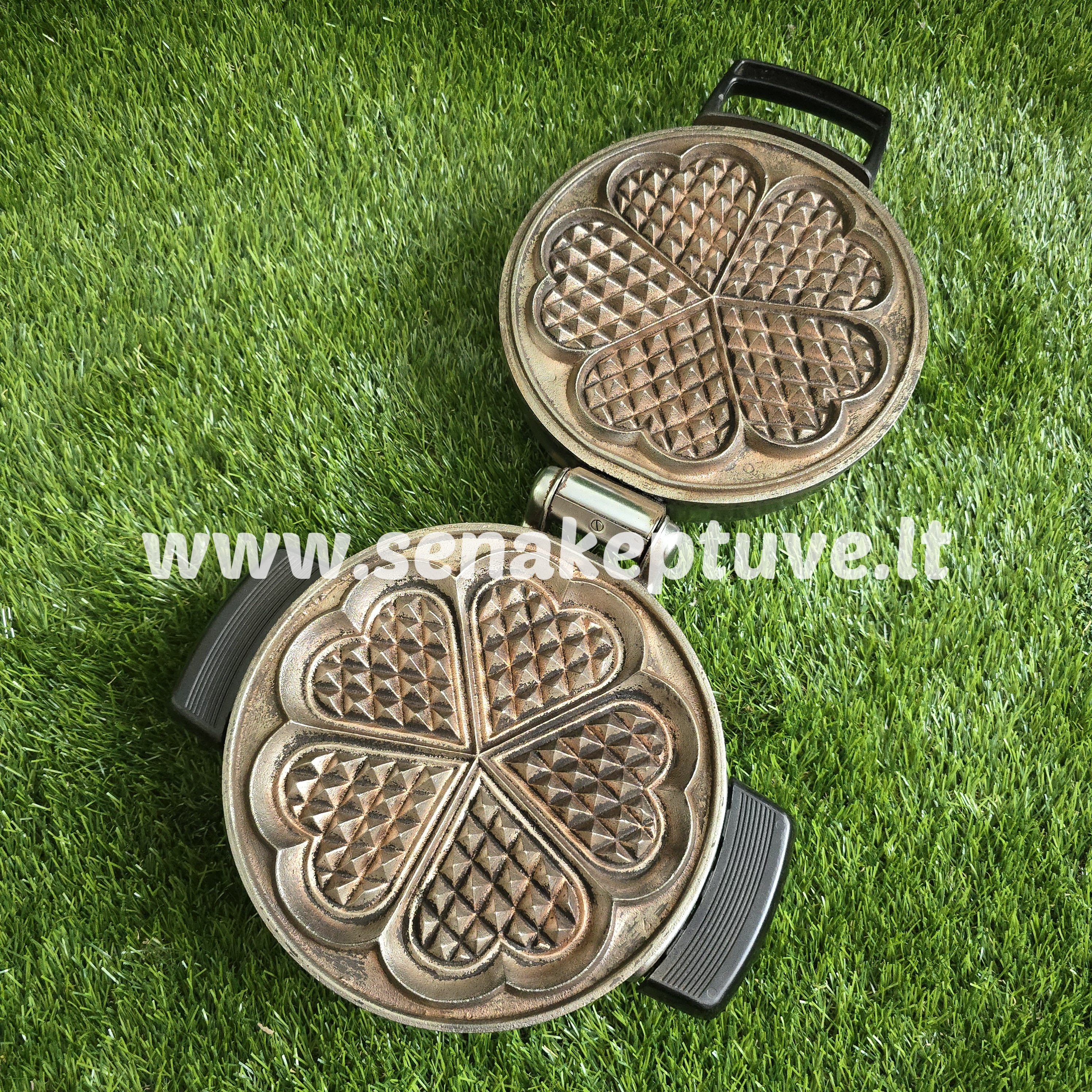 Senovinė vokiška elektrinė vaflinė su laidu