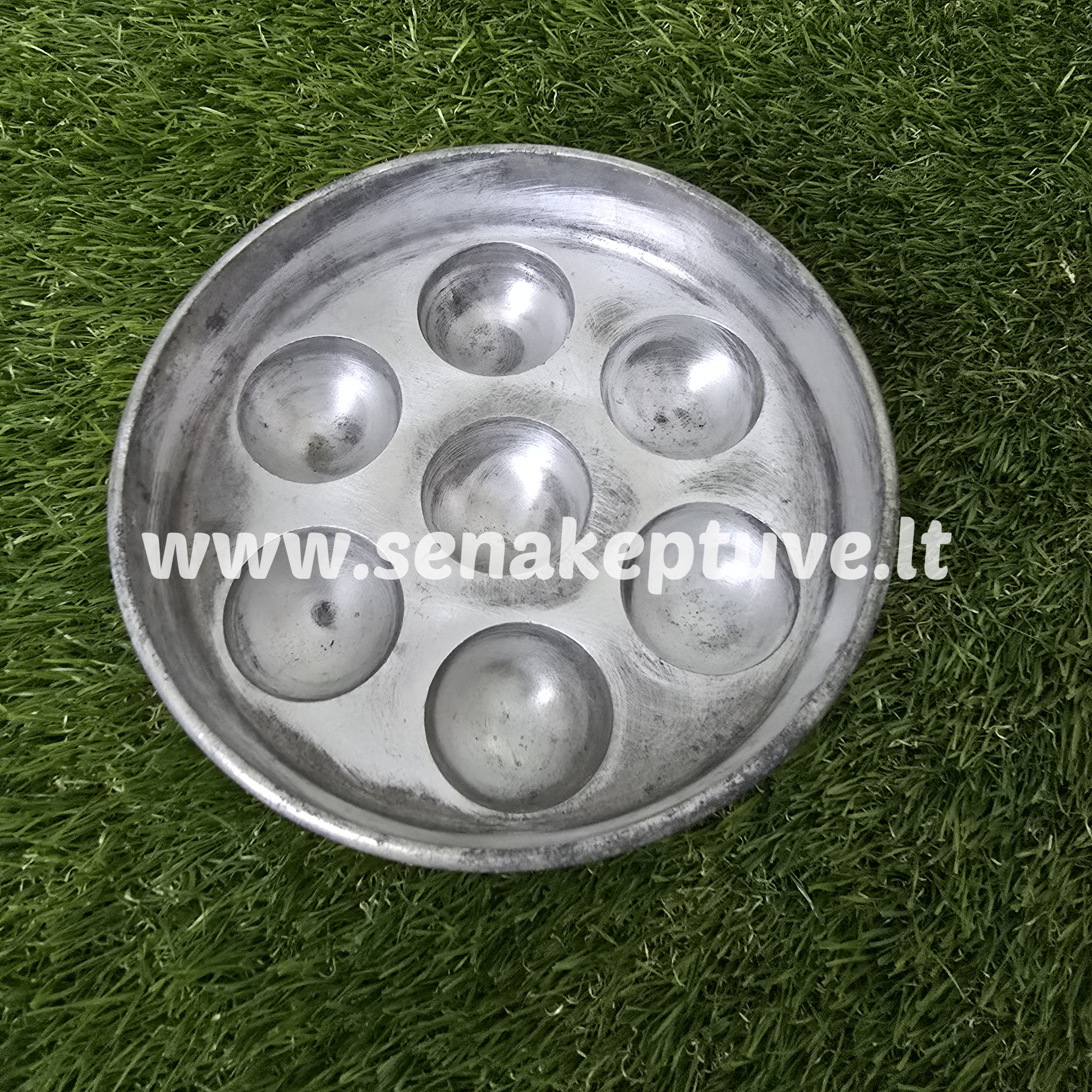 Senovinė spurgų kepimo forma