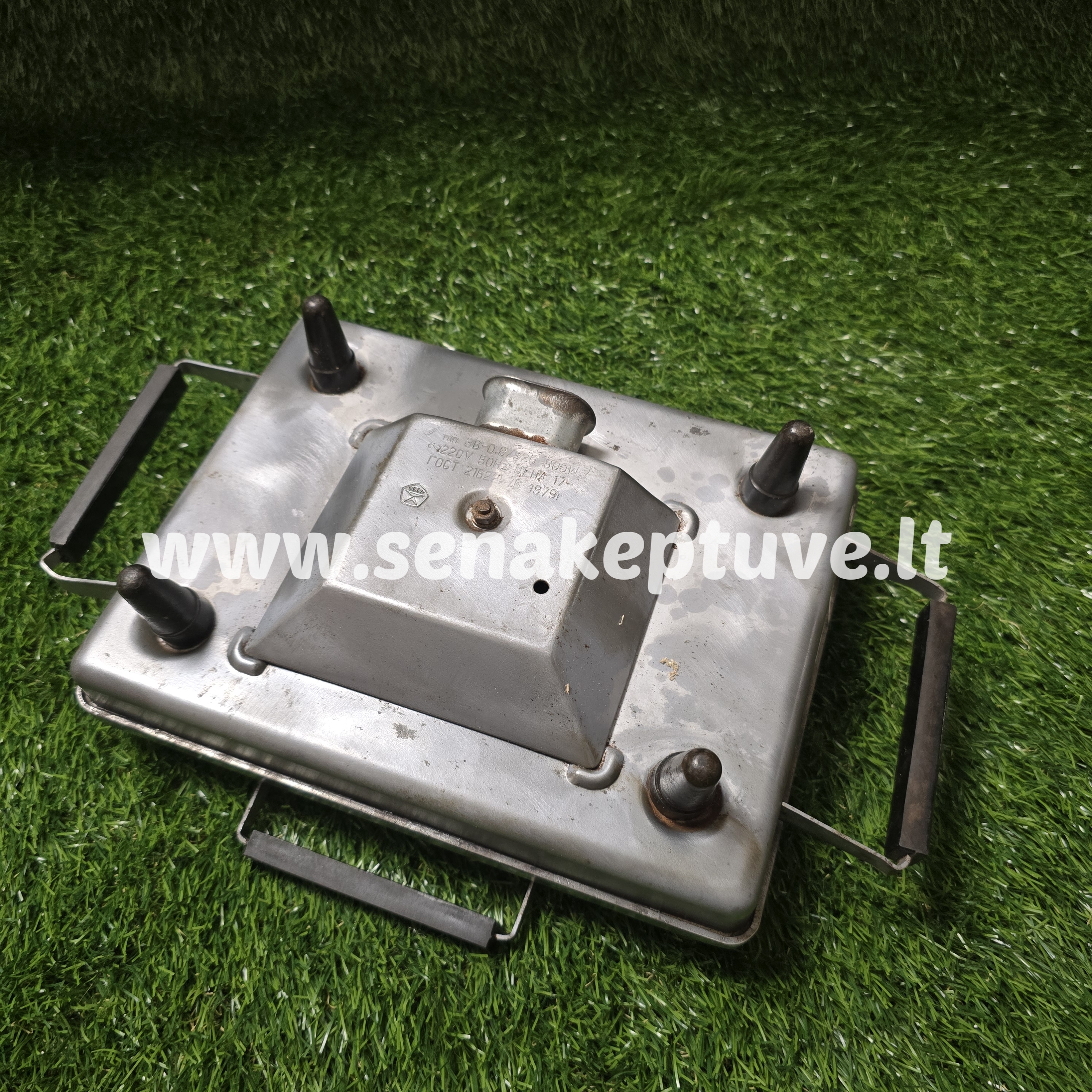 Senovinė elektrinė vaflinė su laidu ploniems vafliams