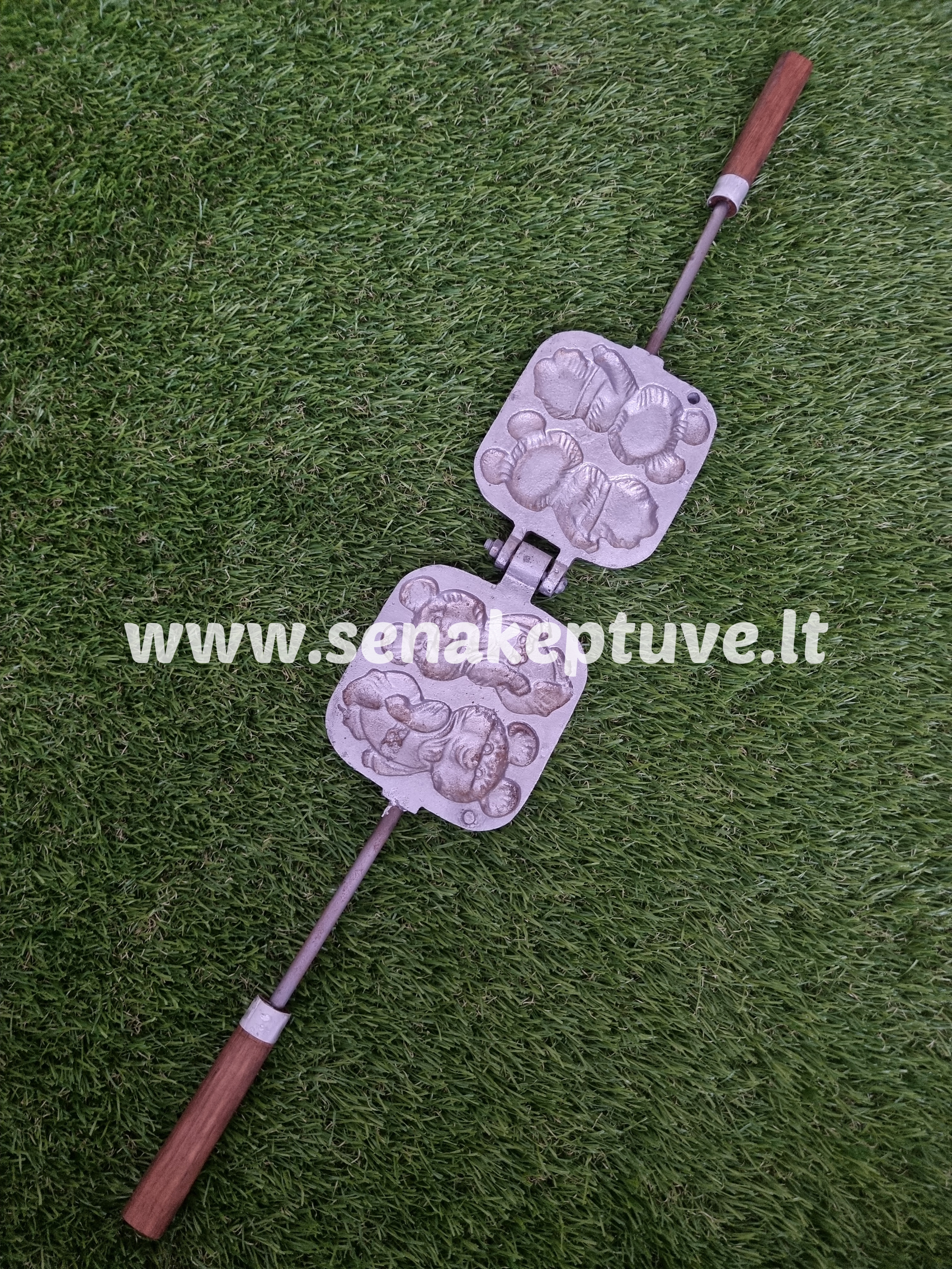 Senovinė meškučių keptuvė (Maskvos olimpiados meškutis)