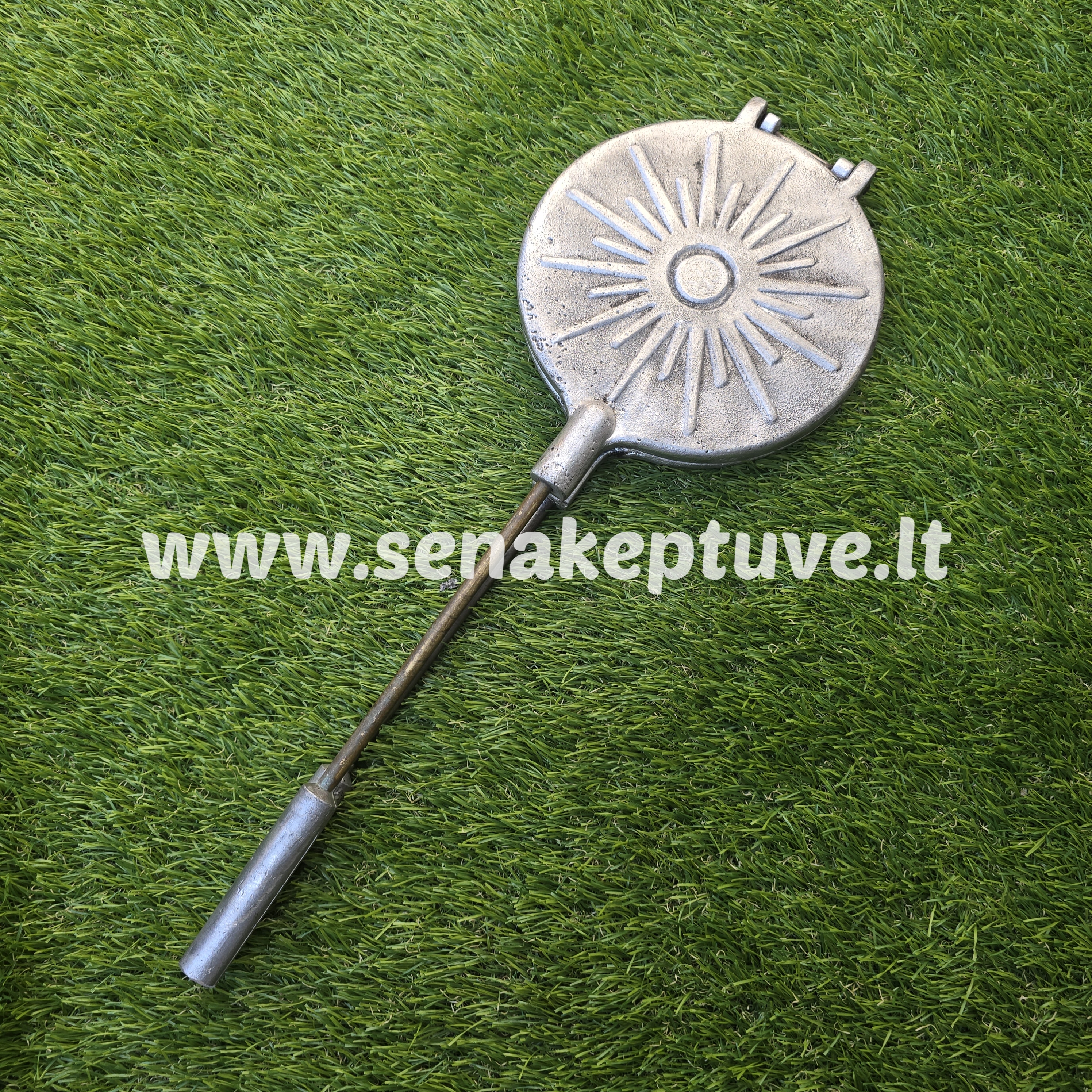 Senovinė blynų keptuvė